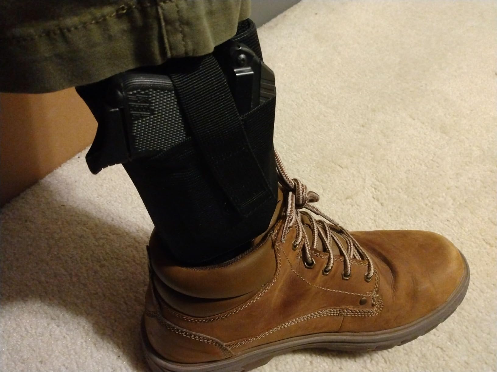 Accmor Ankle Holster for Concealed Carry, Elastic Deep Concealment Leg Holsters with Magazine Pocket/Pouch for Men and Women, Right & Left Hand Draw customer photo 1