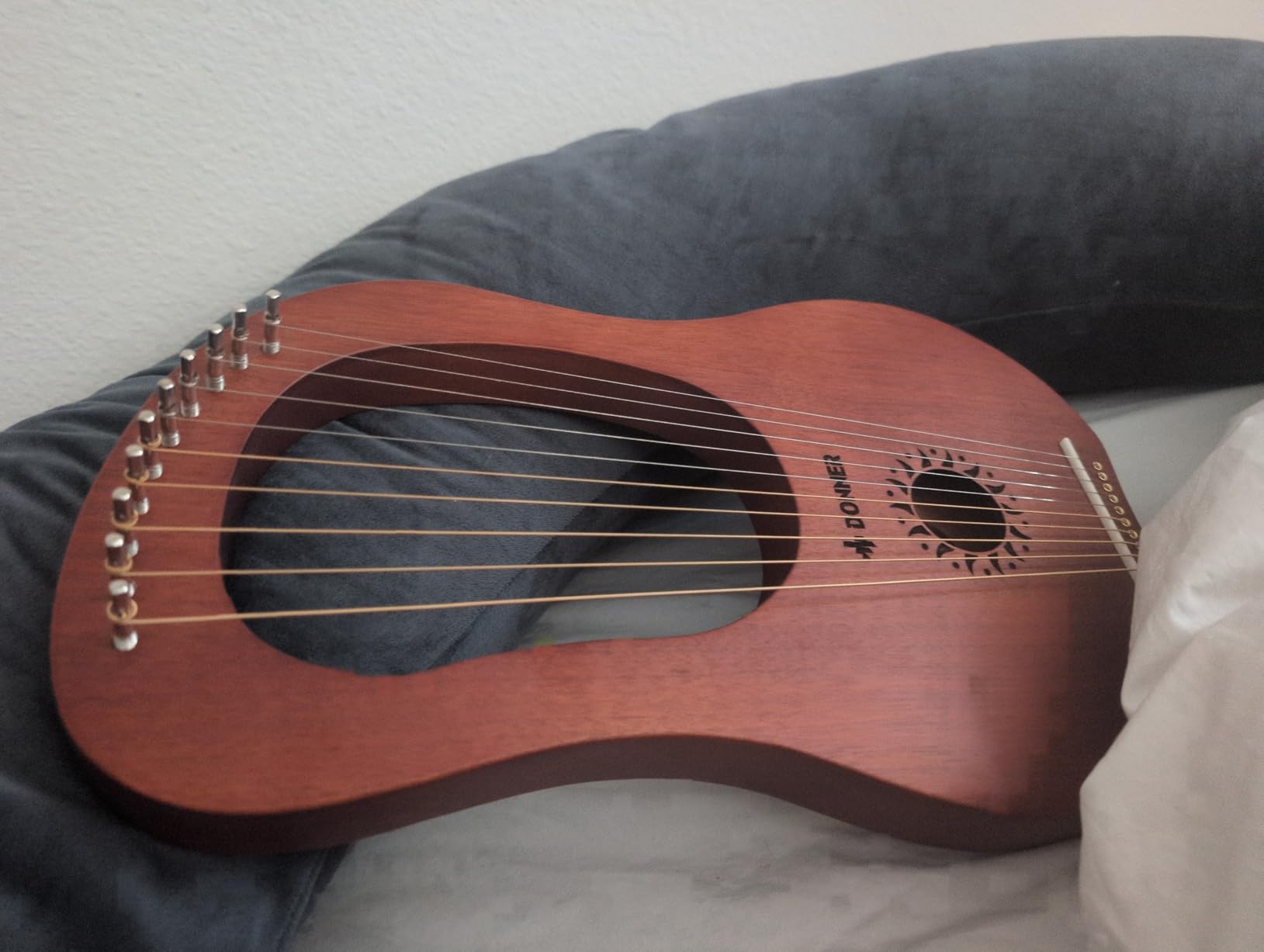 Donner 16-String Mahogany Lyre Harp Beginners Kit, Classic Greece, DLH-003 customer photo 1