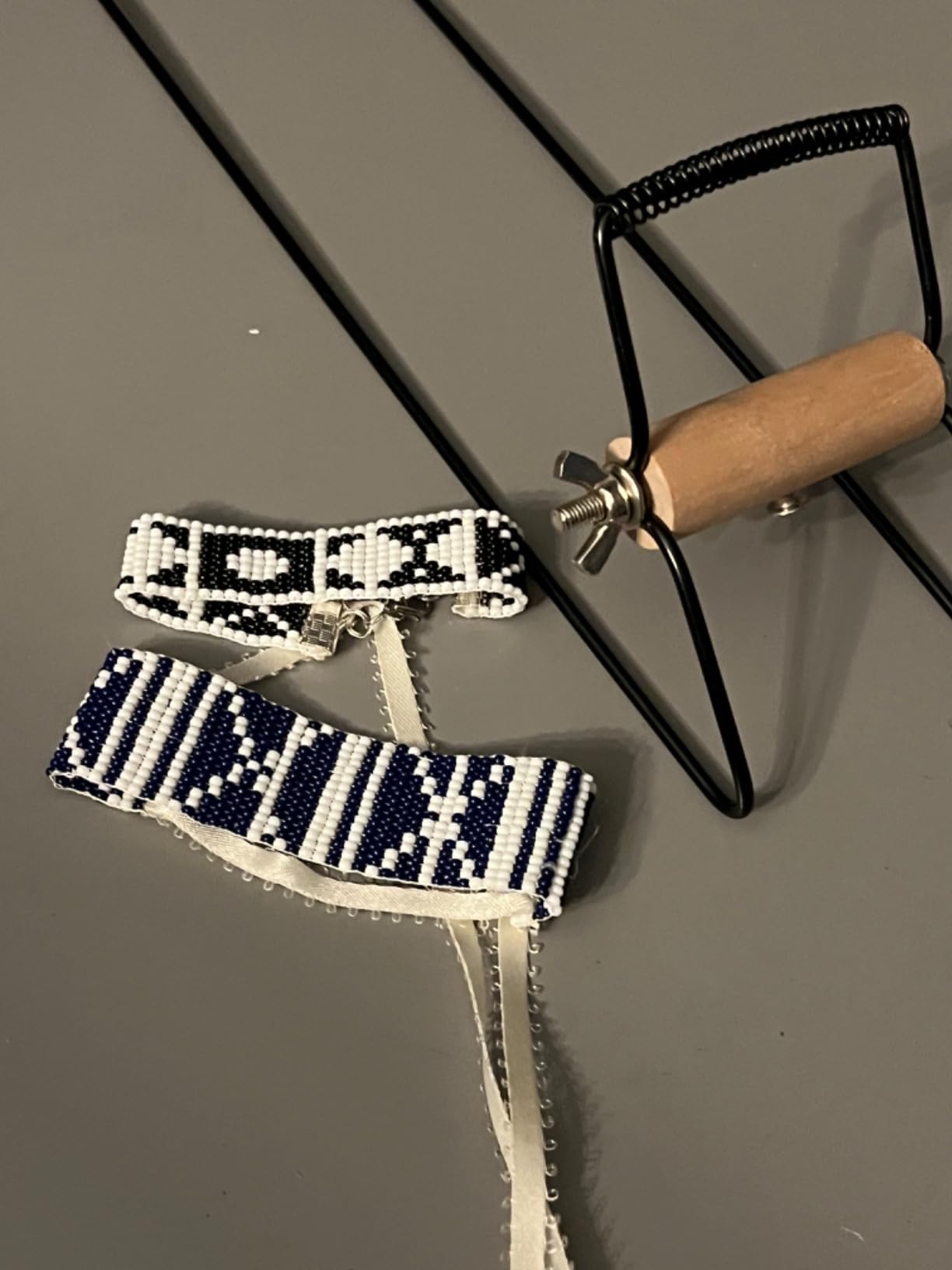 The Beadsmith Extra Wide Metal Bead Loom Kit, Includes Extra Wide Loom (14.5