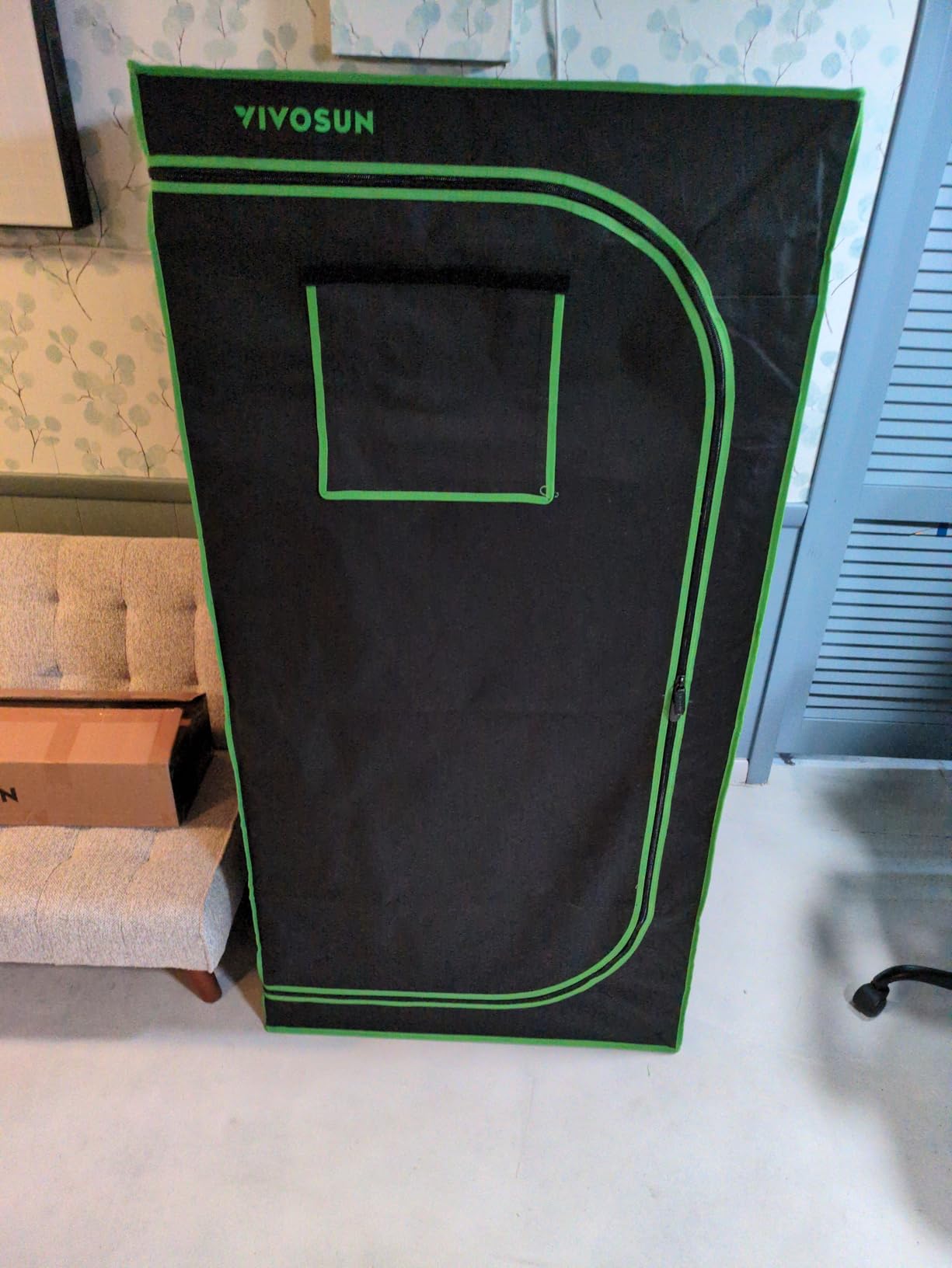 VIVOSUN 2.7x2.7ft Grow Tent Kit 150W LED A22 WiFi Control Grow System customer photo 1