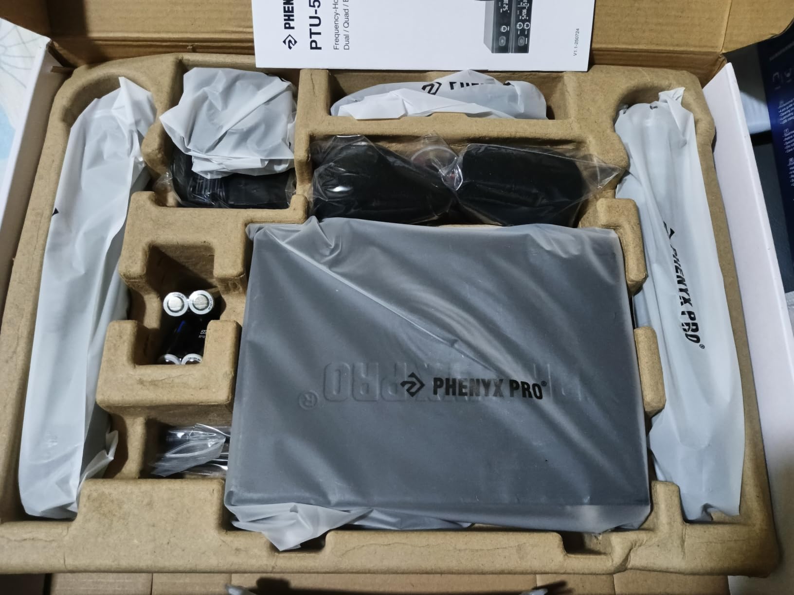 Phenyx Pro Dual UHF Tunable Frequency Wireless Microphone System PTU-52-2H customer photo 2