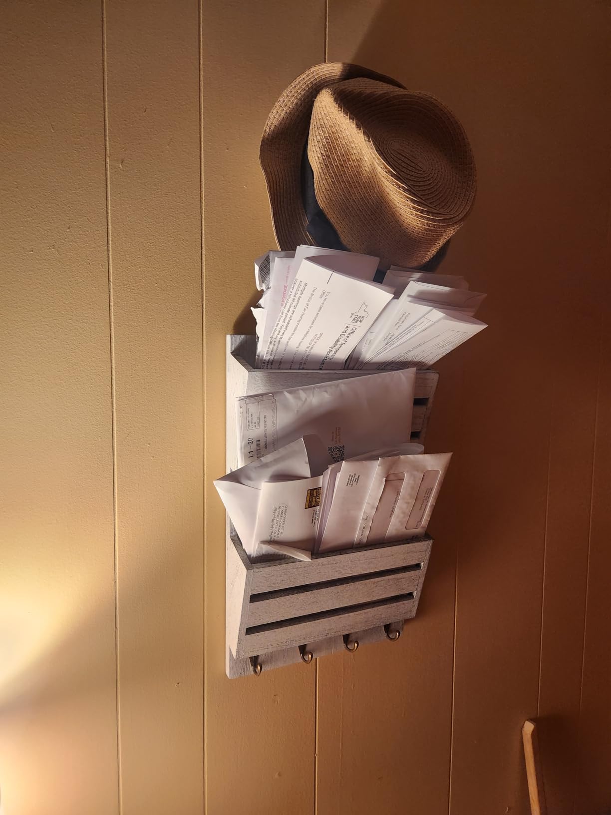 Mail Holder for Wall, Wooden Mail Sorter with 4 Key Hooks, 2 Slot Wall Mounted Mail Sorter Letter Bills Newspaper Magazine Organizer for Entryroom Hallway Office Garage, Rustic Brown customer photo 2