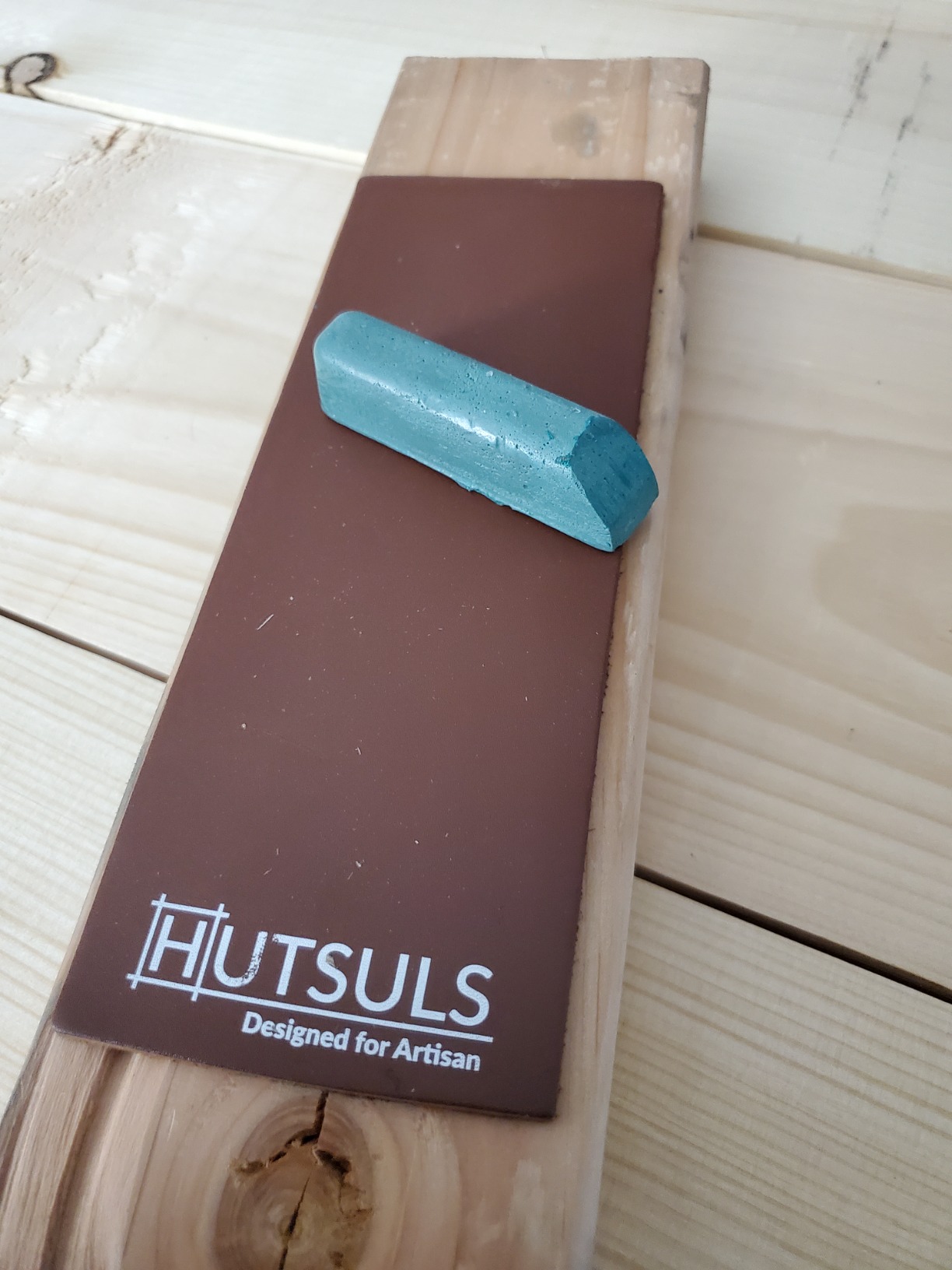 Hutsuls Brown Leather Strop with Compound - Get Razor-Sharp Edges with Stropping Kit, Green Honing Compound & Vegetable Tanned Two Sided Knife Sharpener Step-by-Step Guide Included customer photo 2