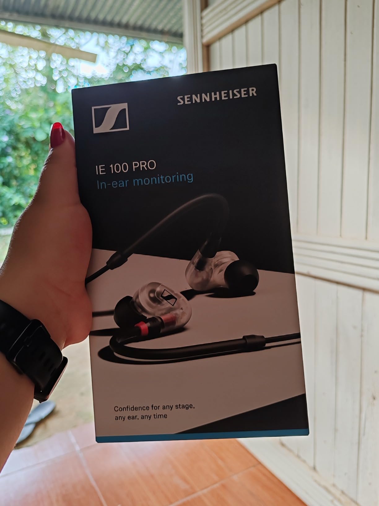 SENNHEISER Professional IE 100 PRO Dynamic In-Ear Monitoring Headphones, Clear customer photo 2