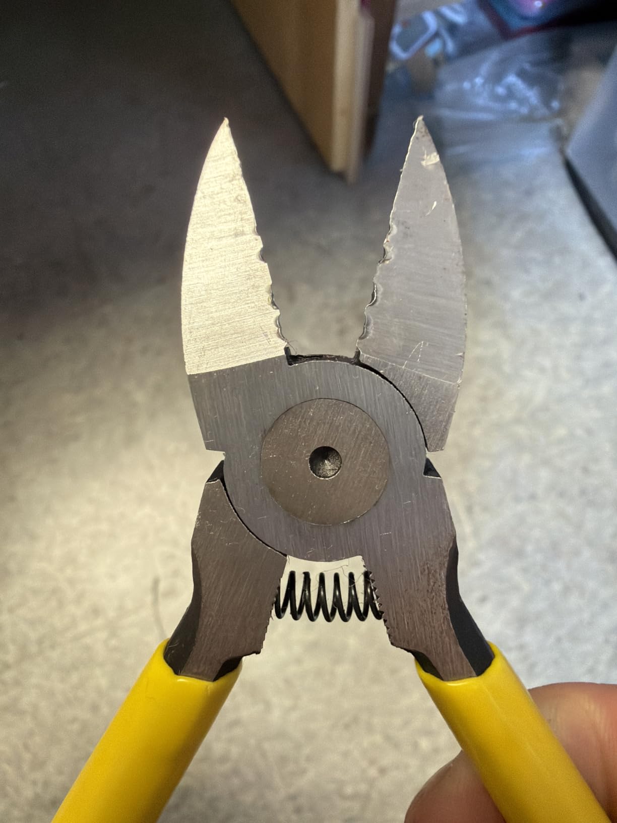 BOOSDEN Wire Cutter 6.5 inch Cutting Pliers Diagonal Cutter Metal Snipper customer photo 1