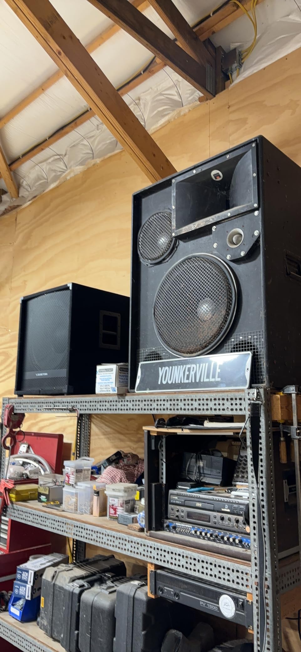 Sound Town METIS Series Powered Subwoofer 2400 Watts 18