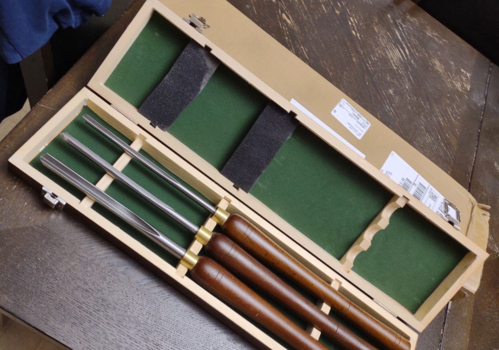 Woodturning Bowl Gouge Set, 3 Pieces 22.5” Wood Lathe Bowl Turning Tools, 1/4 Flute, 3/8 Flute, and 1/2 Flute, with High Speed Steel Blades, Beech Handles and Brass Ferrules, in Wooden Storage Case customer photo 1