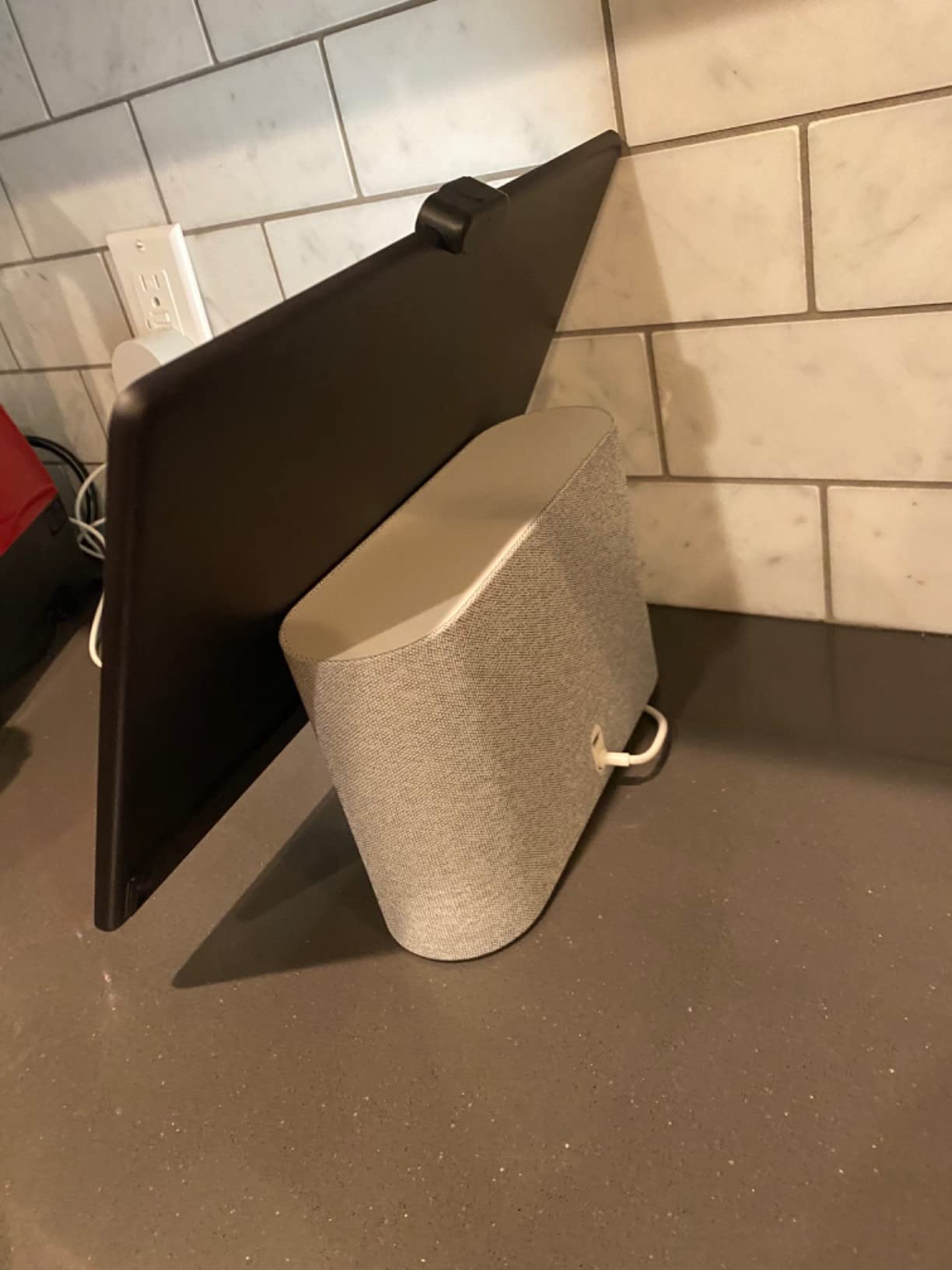 Meta Portal Plus - Smart Video Calling 14” Touch Screen with Stereo Speakers customer photo 2