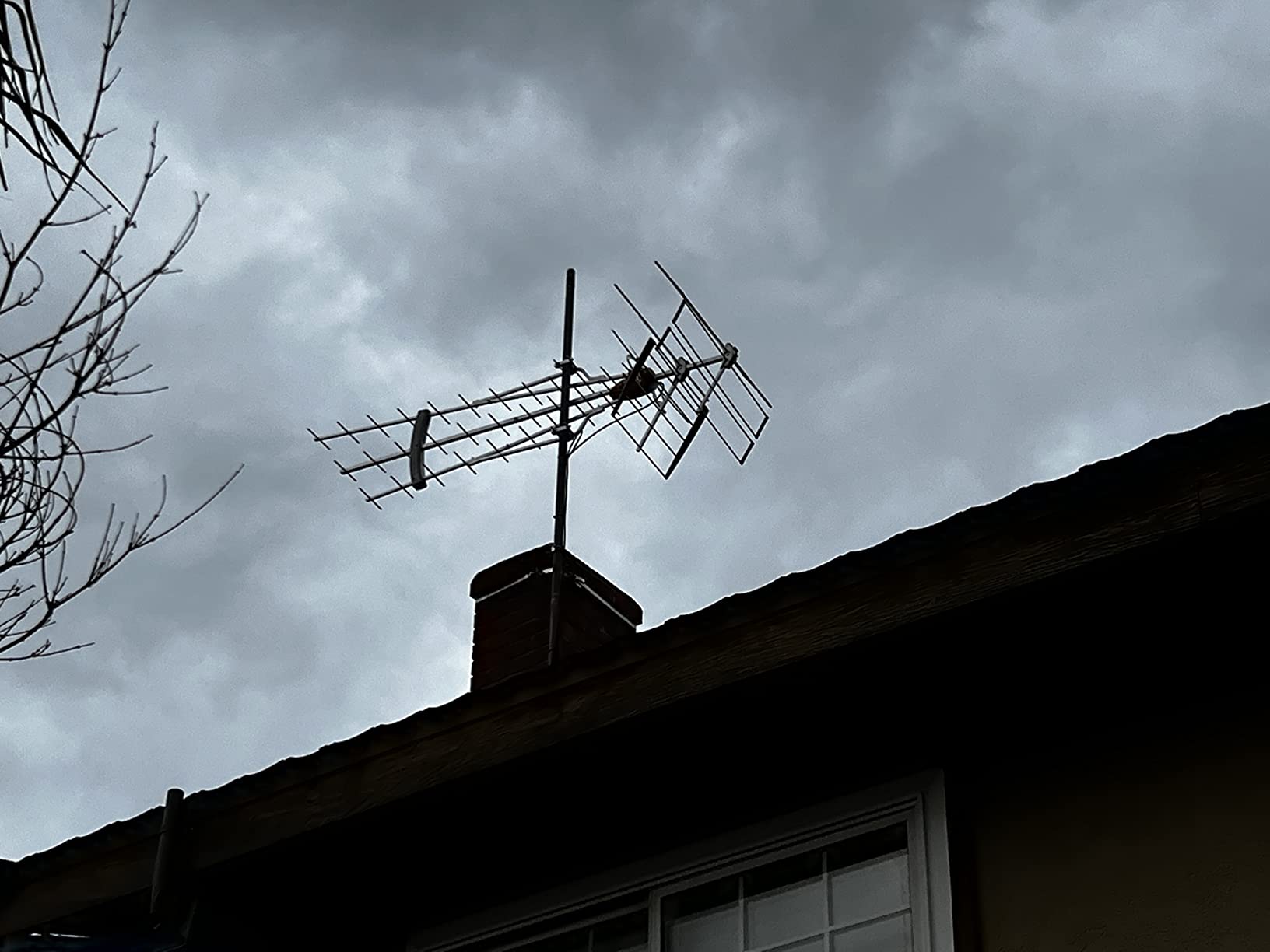 Televes DAT BOSS Mix LR 149884 HDTV Antenna – Long Range High VHF/UHF Reception with Built-in TForce Amplifier, FM & LTE/4G/5G Filtering, Up to 100 mi Range, Power Supply Included - Made in Spain customer photo 2