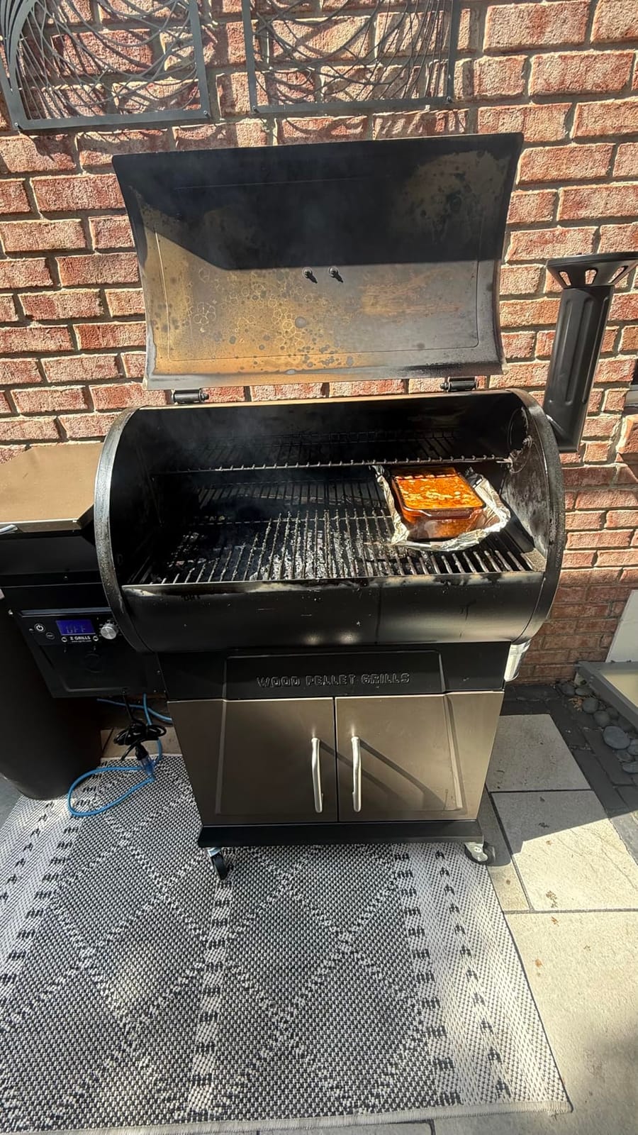 Z GRILLS ZPG-200APro Portable Tabletop Wood Pellet Grill and Smoker, Digital Control, 8 in 1 BBQ Grill for Outdoor Kitchen, Backyard, 202 Sq Inches of Cooking (Black) customer photo 1