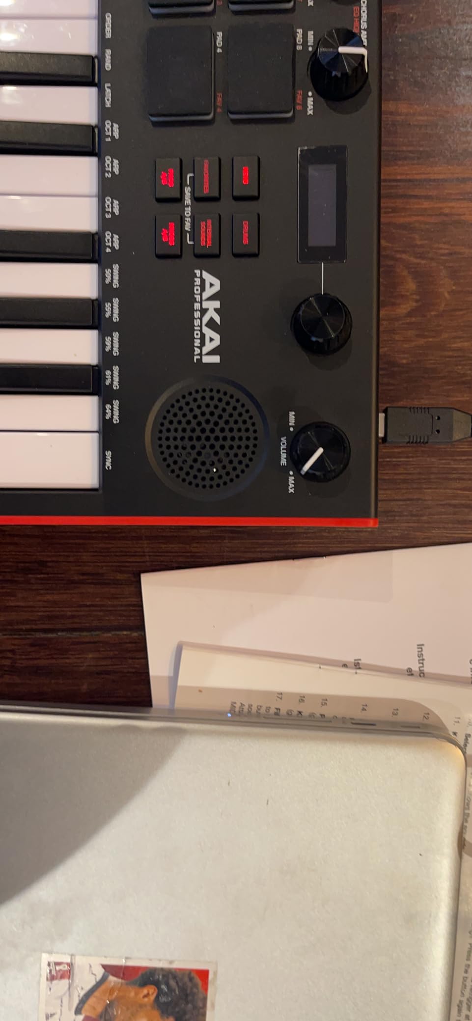 Akai Professional MPK Mini Play MK3 25-Key USB MIDI Keyboard Controller customer photo 2