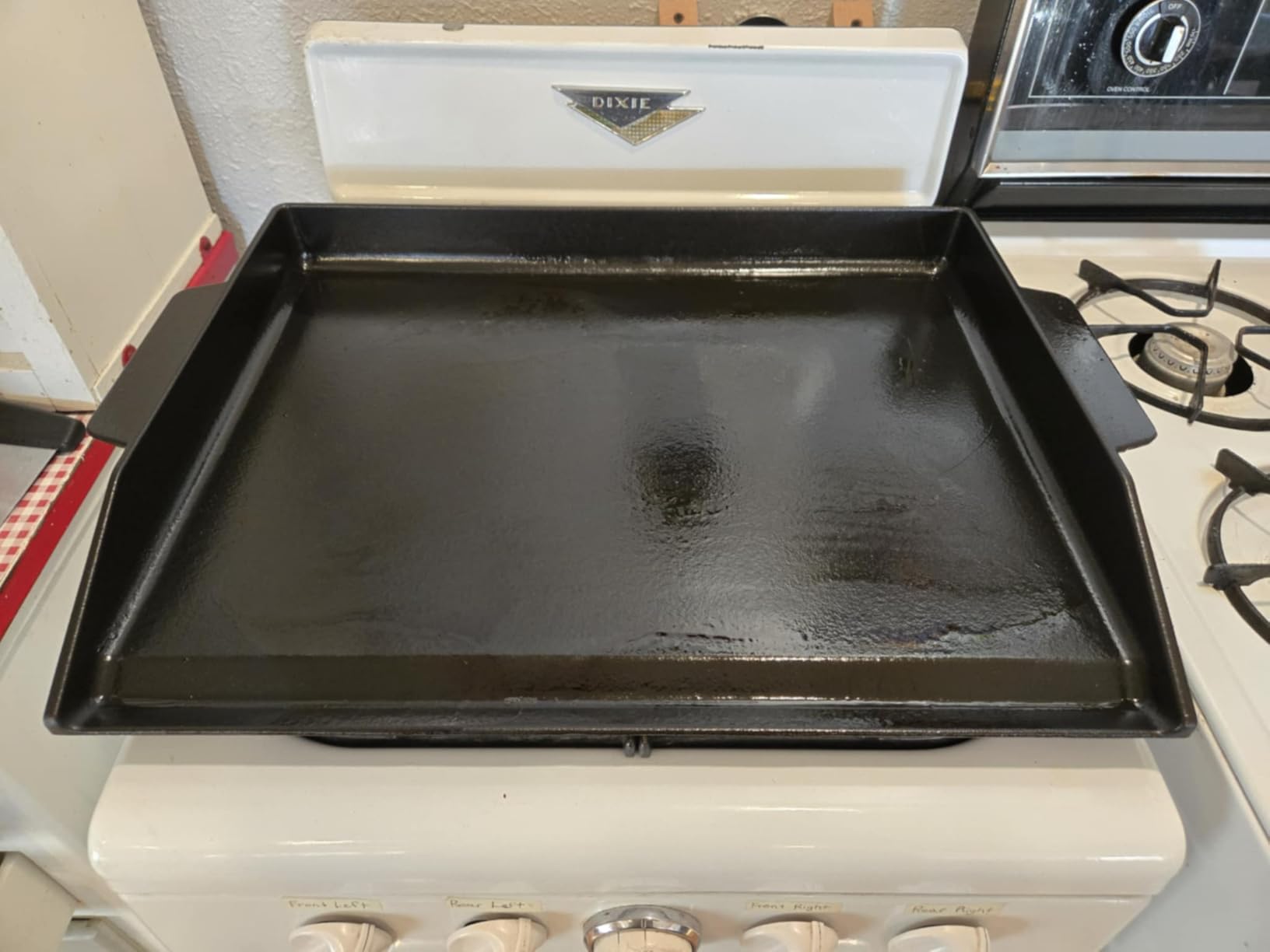 Onlyfire Pre-Seasoned Universal Cast Iron Cooking Griddle, 23