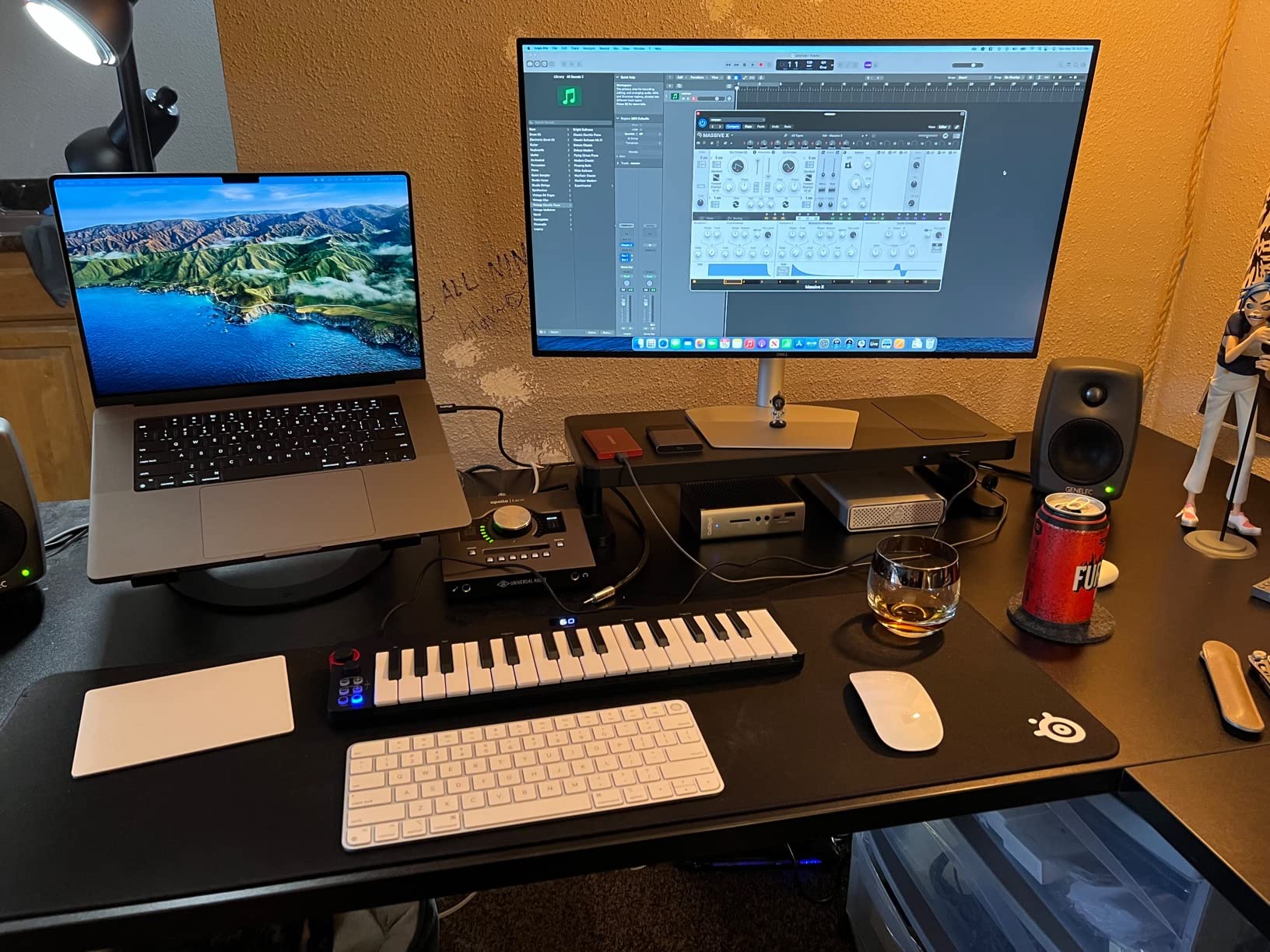 Donner N-32 MIDI Keyboard, Small USB MIDI Controller with 32 Velocity-Sensitive Keys, Screen, Sequencer, Chord, Bend Sound Effects by Light-up Joystick, Music Production Software, 40 Teaching Courses customer photo 2