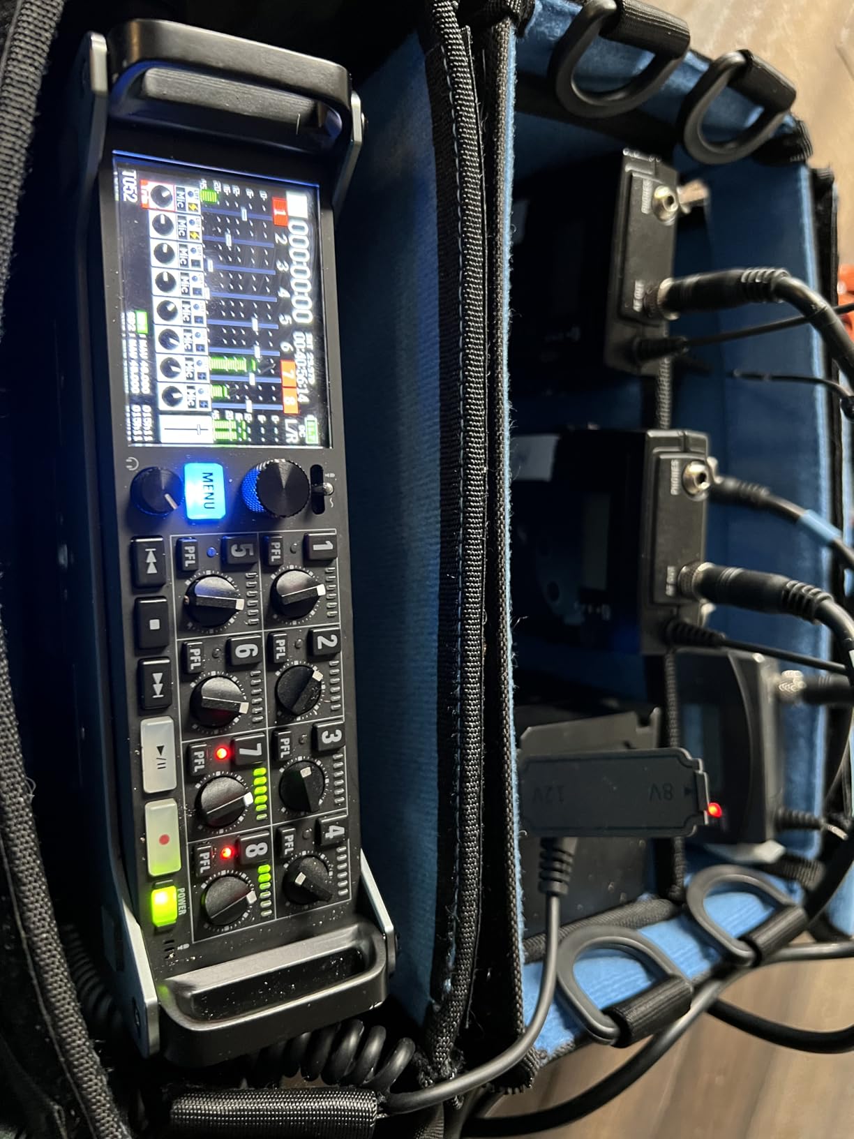 Zoom F8n Pro Field Recorder for Filmmakers with 8 Inputs & 10 Tracks customer photo 1
