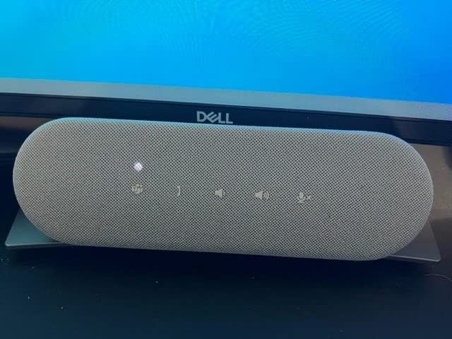 Dell Speakerphone SP3022, Microsoft Teams Certified, Zoom Certified | Full Duplex Audio, Digital Signal Processing, Echo Cancellation, 3 Year Warranty, UC Optimised customer photo 1