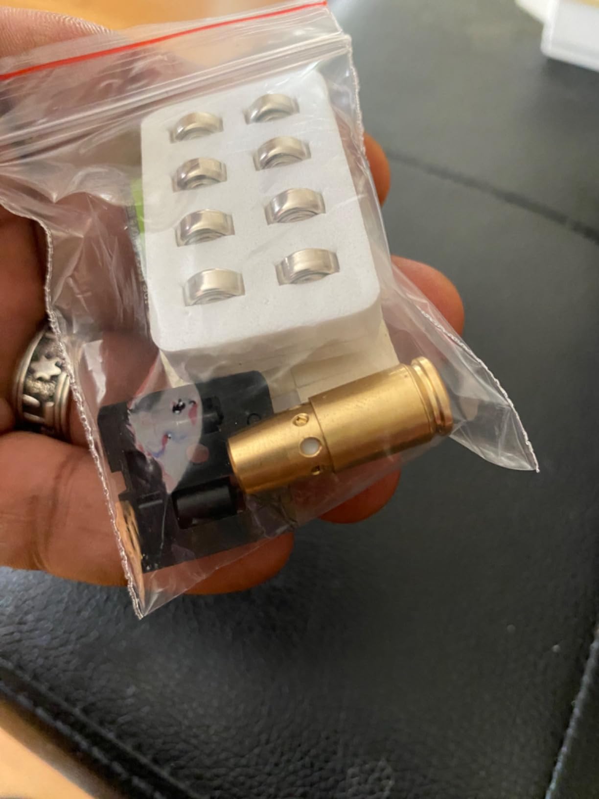 EZshoot Bore Sight Laser 9mm/ 223 5.56mm/ 30-06/25-06/270 /300BLK 7.62x35mm/ 6.5CM/ 12 Gauge Cal Red Laser Boresighter with Extra Batteries customer photo 2