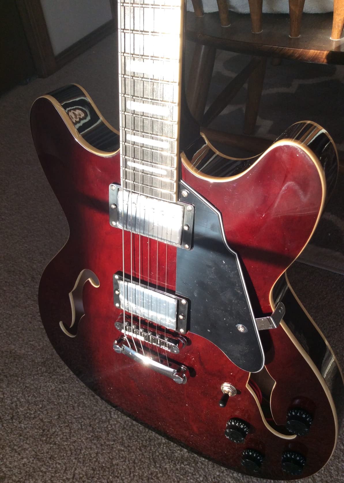 Redid Semi-Hollow Body Electric Guitar RD-100 Jazz Guitar with F-Hole,Maple neck,humbucker Pickups(Brown) customer photo 1