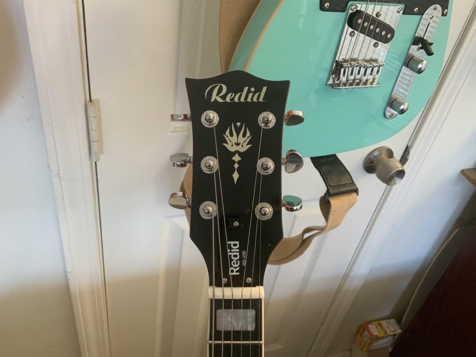 Redid Semi-Hollow Body Electric Guitar RD-100 Jazz Guitar with F-Hole,Maple neck,humbucker Pickups(Brown) customer photo 2