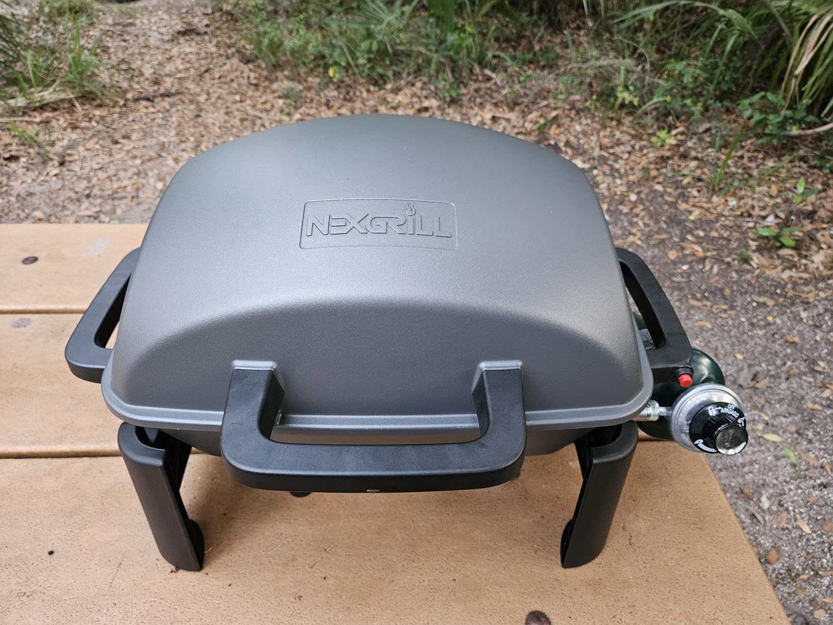 Nexgrill Tabletop 1 Burner Gas Grill, Compact with Cast Aluminum Frame customer photo 1