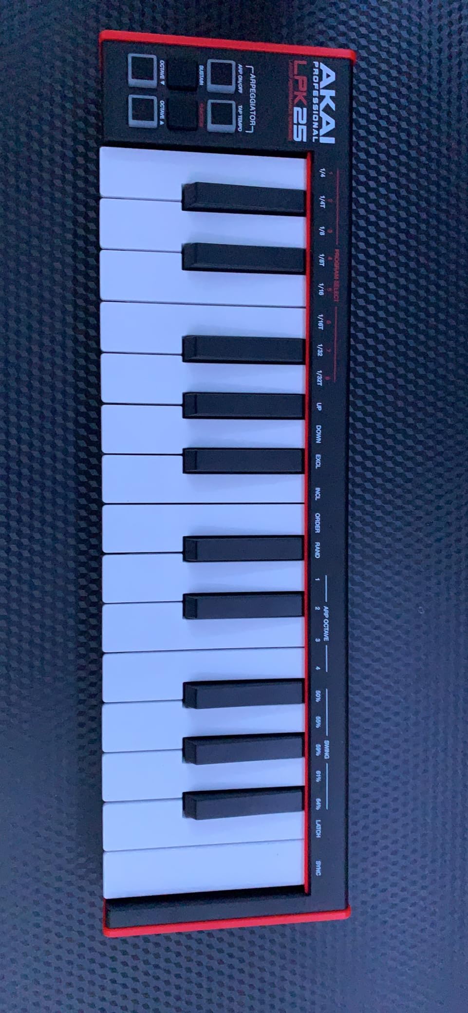 Akai Professional LPK25 25-Key USB MIDI Keyboard Controller customer photo 2