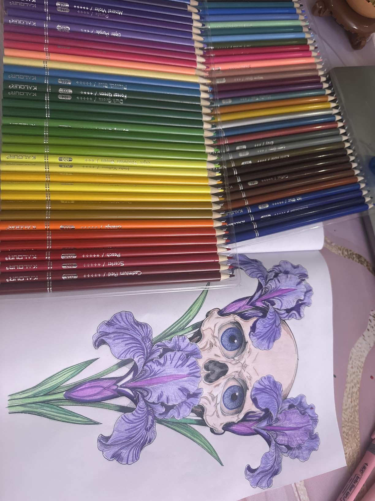 KALOUR 72 Count Colored Pencils for Adult Coloring Books, Soft Core,Ideal for Drawing Blending Shading,Color Pencils Set Gift for Adults Kids Beginners customer photo 2