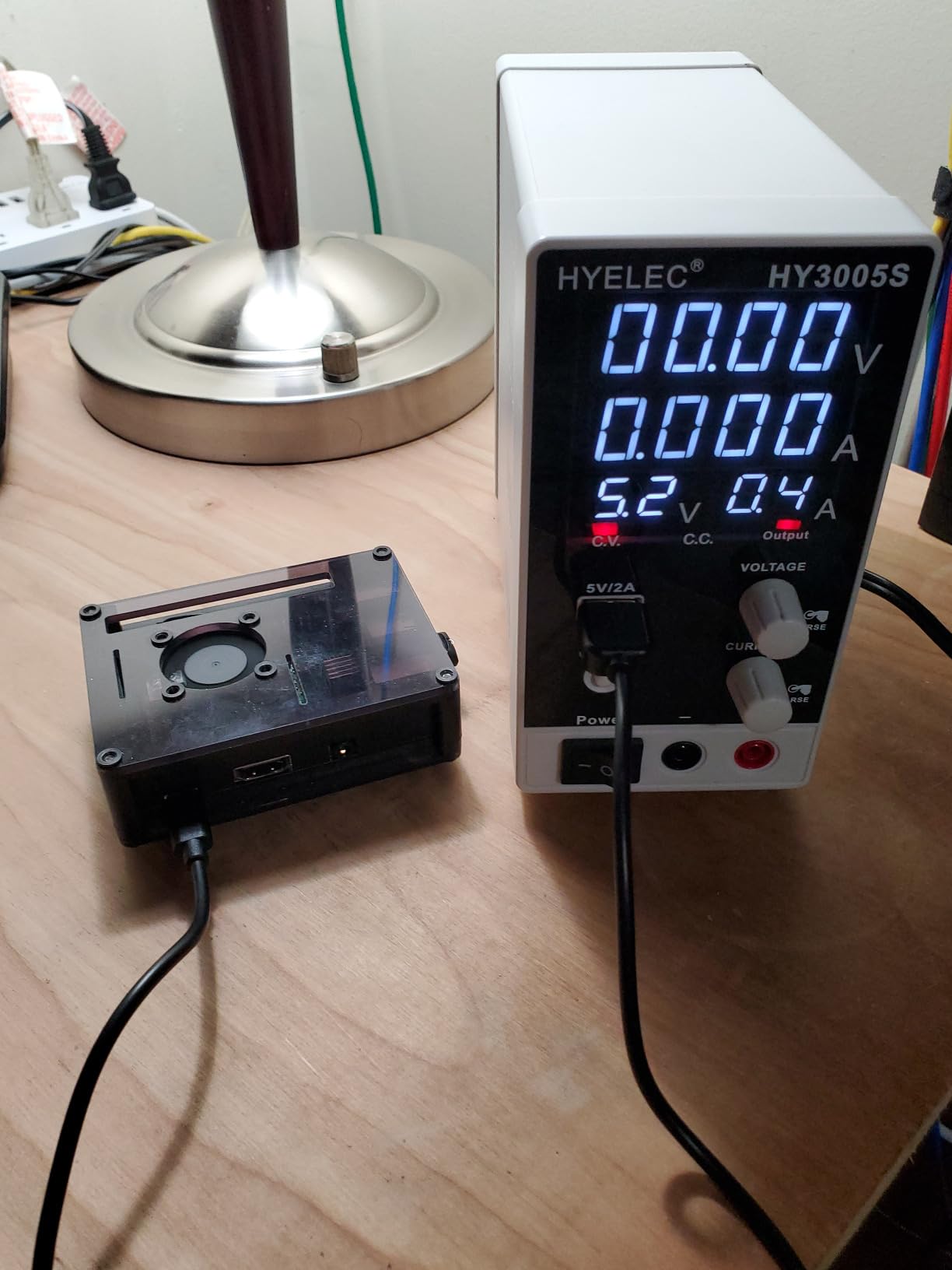 DC Power Supply Variable 30V 5A, Hyelec Adjustable Switching Regulated Power Supply with 4-Digit LED Display, Coarse and Fine Adjustments,5V2A USB Interface,110V Input Voltage customer photo 2