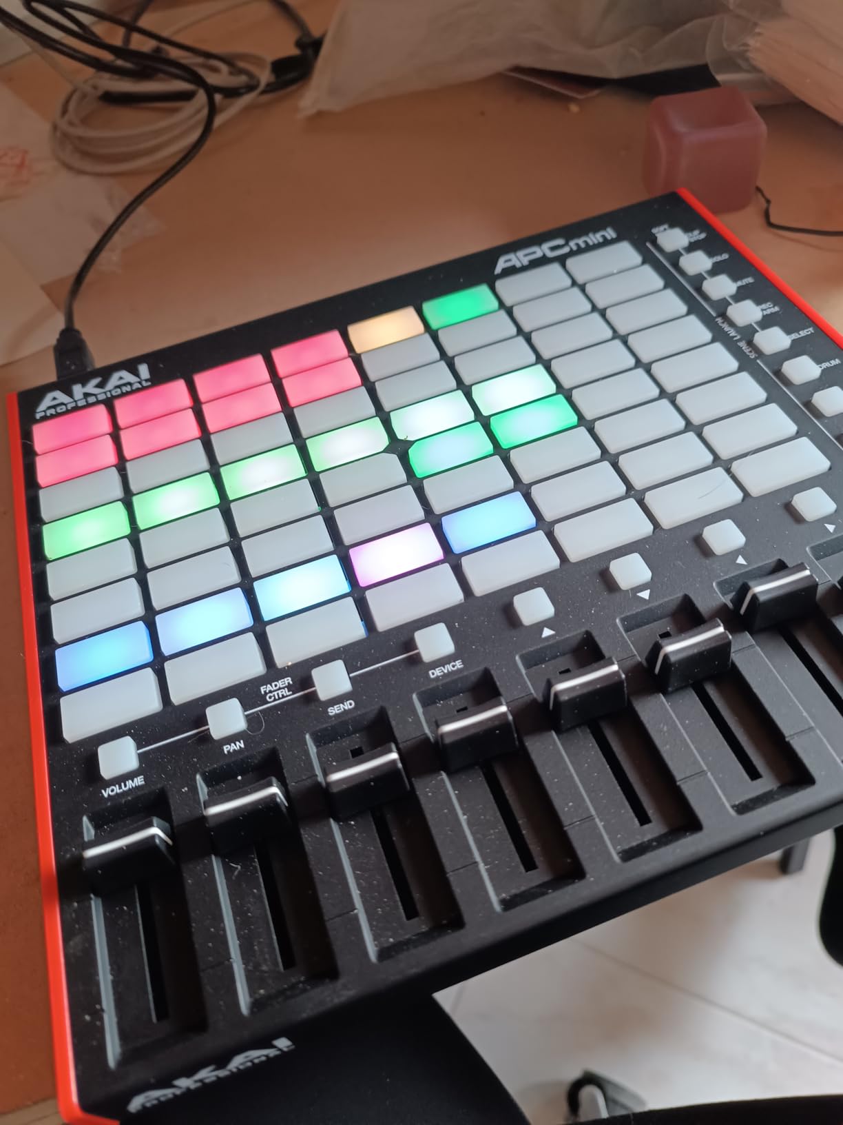 Akai Professional APC Mini MK2 USB MIDI Pad Controller customer photo 2