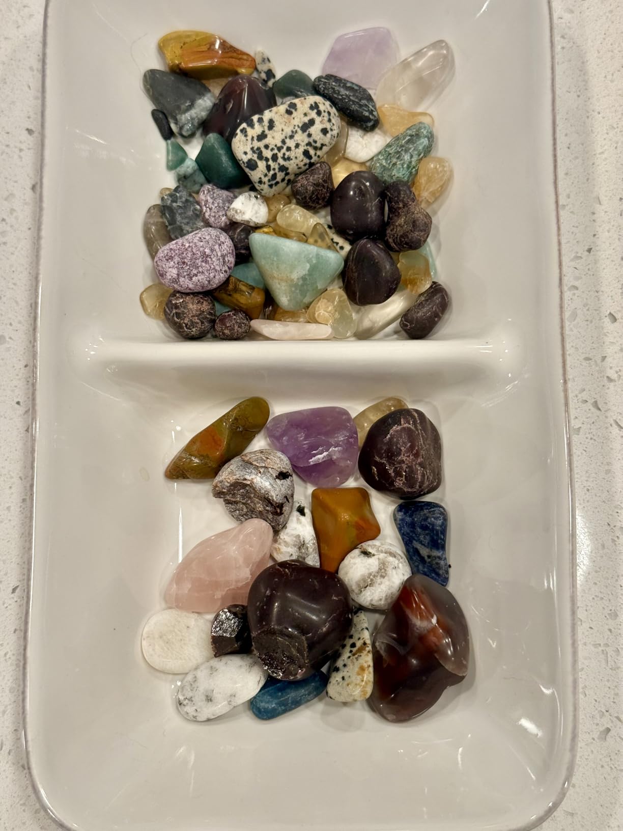 National Geographic Ultra Quiet Rock Tumbler Kit for Kids and Adults | Ultra-Quiet Design, 2 Lb. Barrel, Rough Gemstones, 4-Stage Grit, GemFoam Polish, Rock Polisher, Geology Hobby customer photo 1