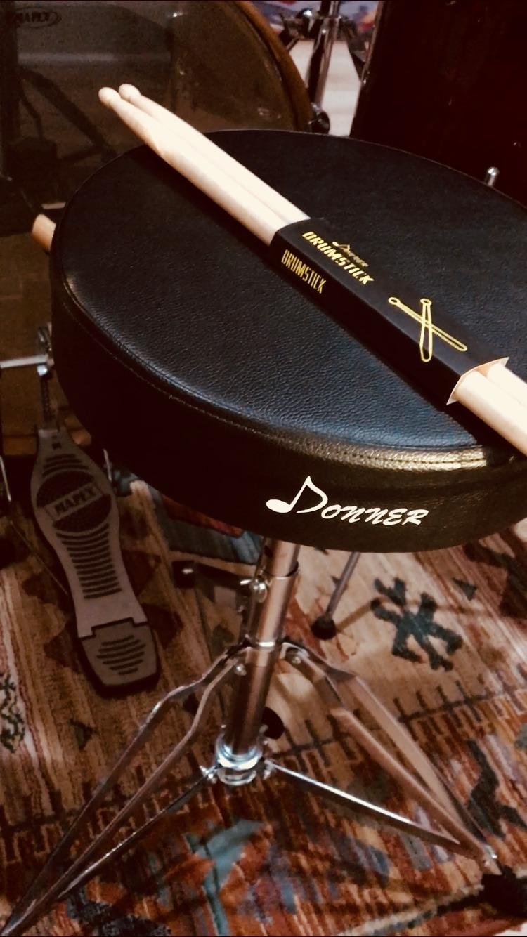 Donner Drum Throne with Backrest, Heavy Duty Hydraulic Drum Stool Height Adjustable, Motorcycle Style Drum Seat Saddle Drum Throne for Adults Drummers (Brown) customer photo 2