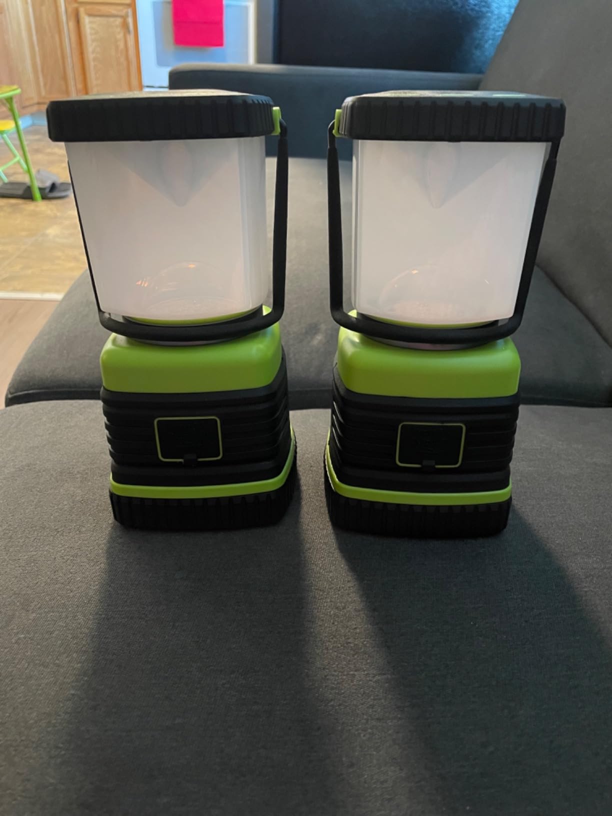 Consciot 1000LM LED Camping Lantern Rechargeable, 4 Light Modes, Dimmable customer photo 2