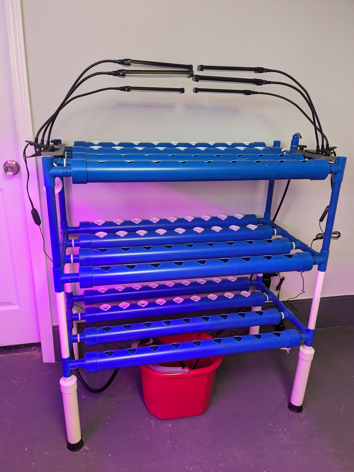 3-Tier 108 Sites Hydroponics Growing System Kit with Light Blocking customer photo 1