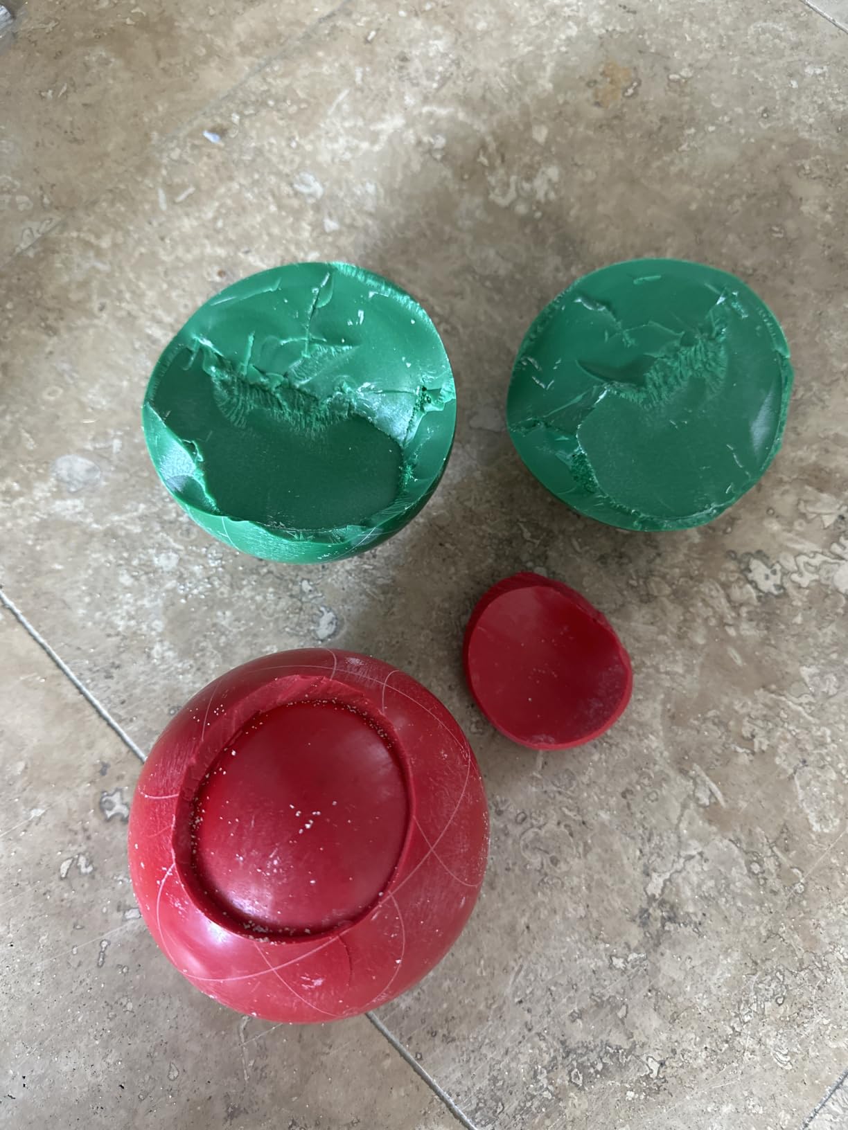 Professional Grade 107mm Bocce Ball Game Set Regulation Size and Weight 920g for Official Tournaments (Red and Green) customer photo 2