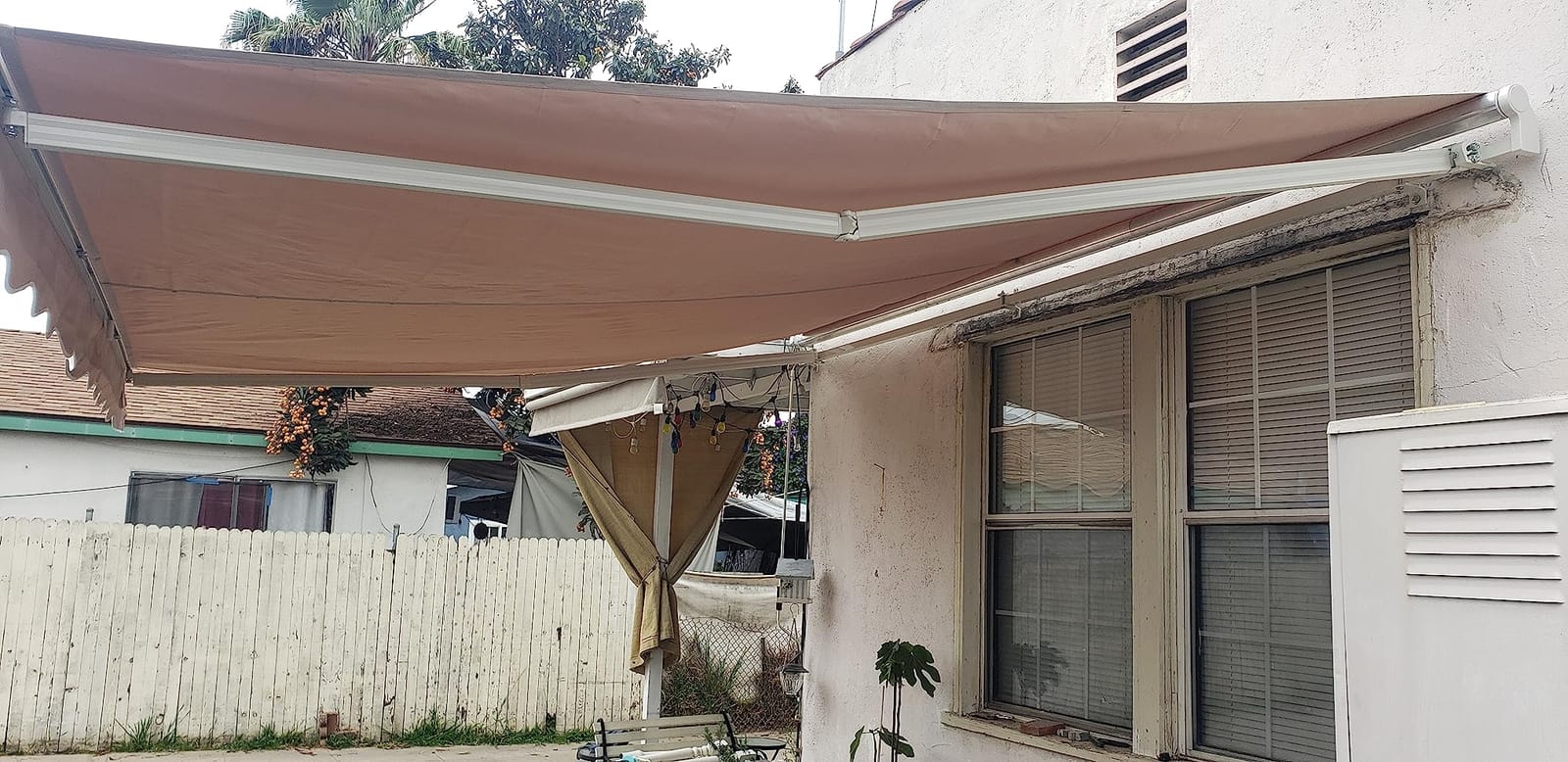 Outsunny 12' x 10' Retractable Awning Manual Crank Handle Charcoal Gray customer photo 1