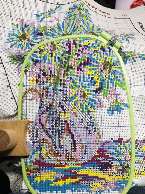 TINDTOP Beech Wood Embroidery Hoop Stand, with 3pcs Embroidery Hoops customer photo 2