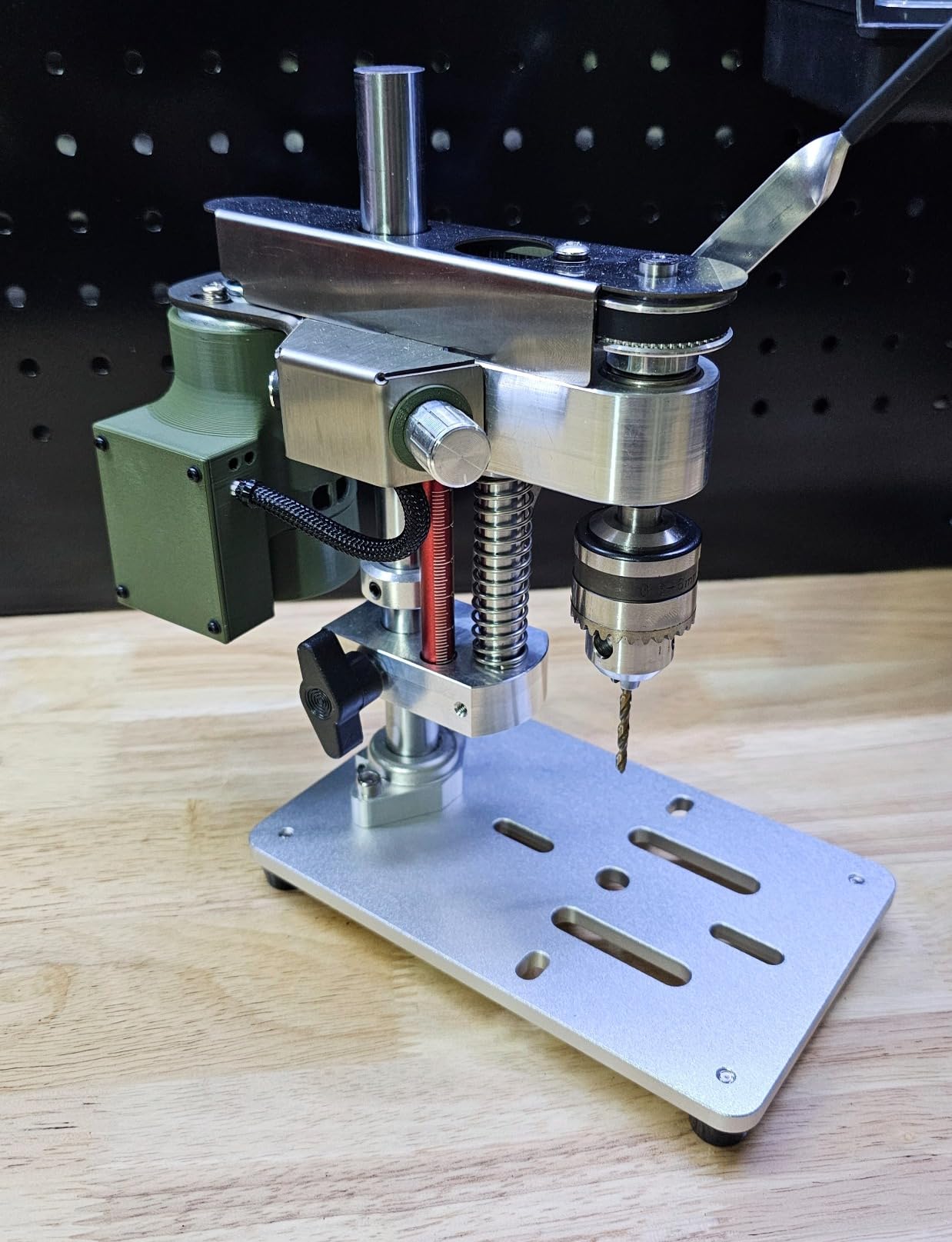 Mini Benchtop Drill Press with Work Light, Rear-Mounted 795 Motor Design customer photo 1