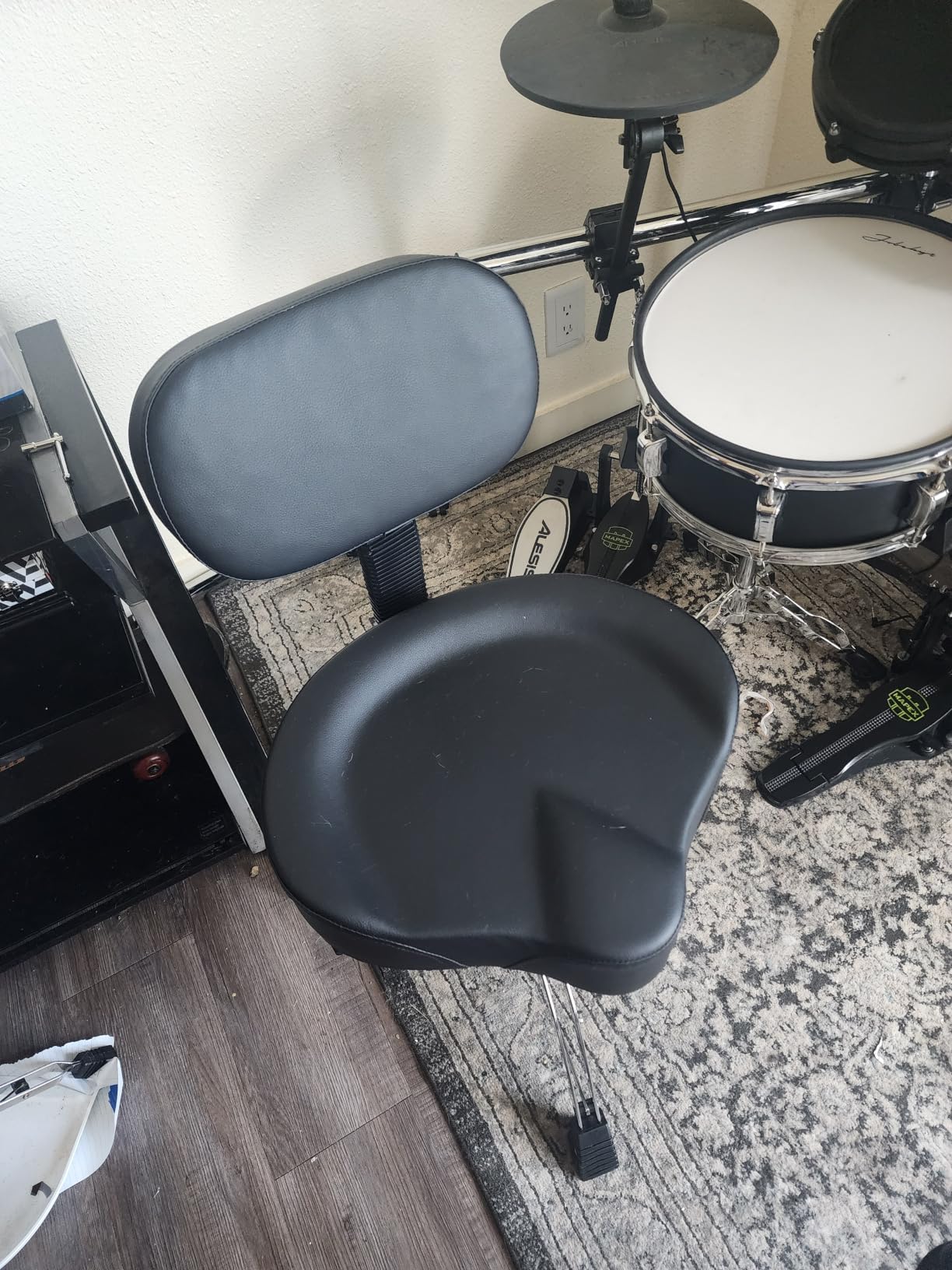Ktaxon Drum Throne with Backrest with a Pair of Drum Sticks, Matte Black customer photo 2