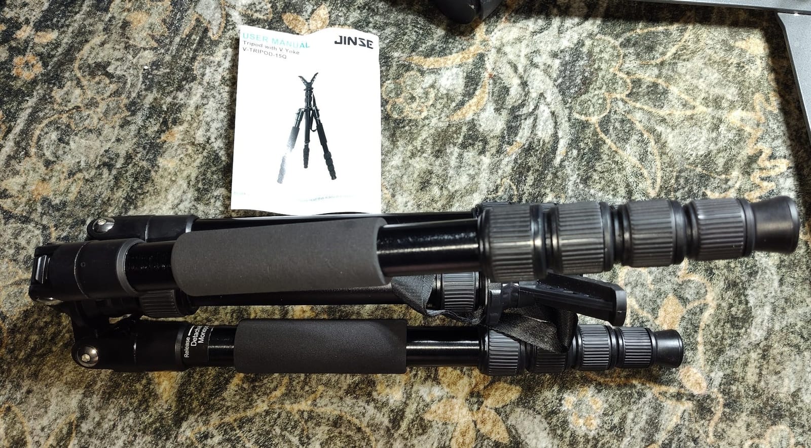 Rifle Tripod Shooting Stand, Adjustable Lightweight Shooting Tripod with 360° Rotatable V Yoke for Outdoors customer photo 2