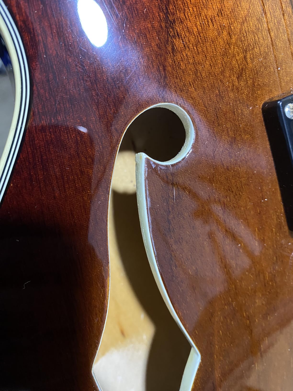 IYV-IJZ-300A TSB Jazz Solid hollow-Body Electric Guitar, Tobacco Sunburst customer photo 2
