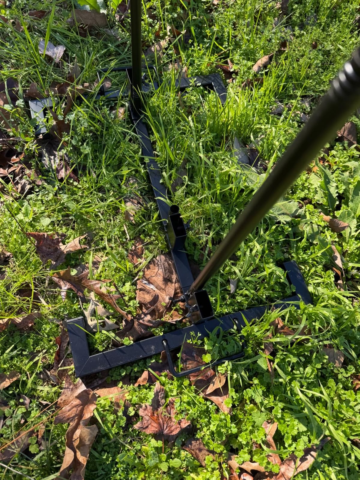 Adjustable Target Stand Set with 10 Paper Targets, Two Mounting Options for Outdoor Shooting, Stable Holder with Metal Poles and Ground Nails customer photo 2