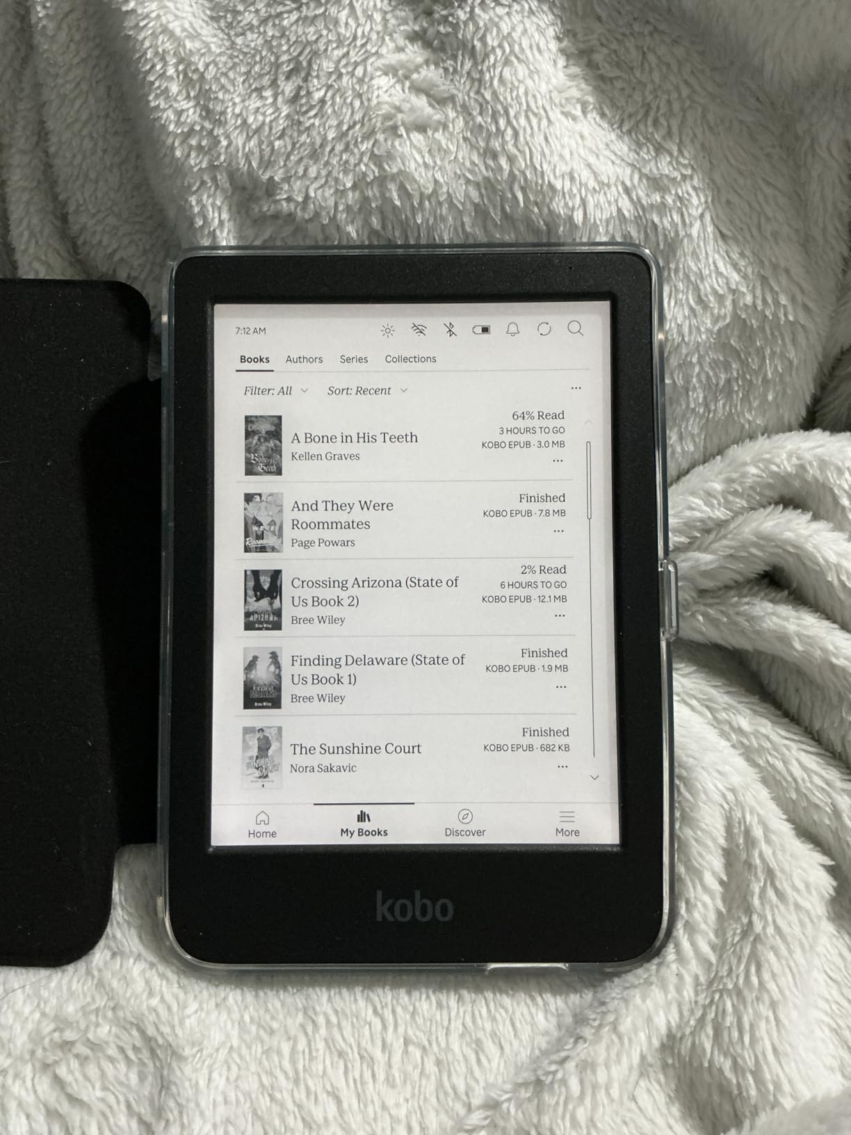 Kobo Clara BW | eReader | 6” Glare-Free Touchscreen with ComfortLight PRO | Dark Mode Option | Audiobooks | Waterproof | 16GB of Storage | Black | 6” Glare-Free Touchscreen, ComfortLight PRO, Dark Mode, eBooks, Audiobooks, 16GB customer photo 2