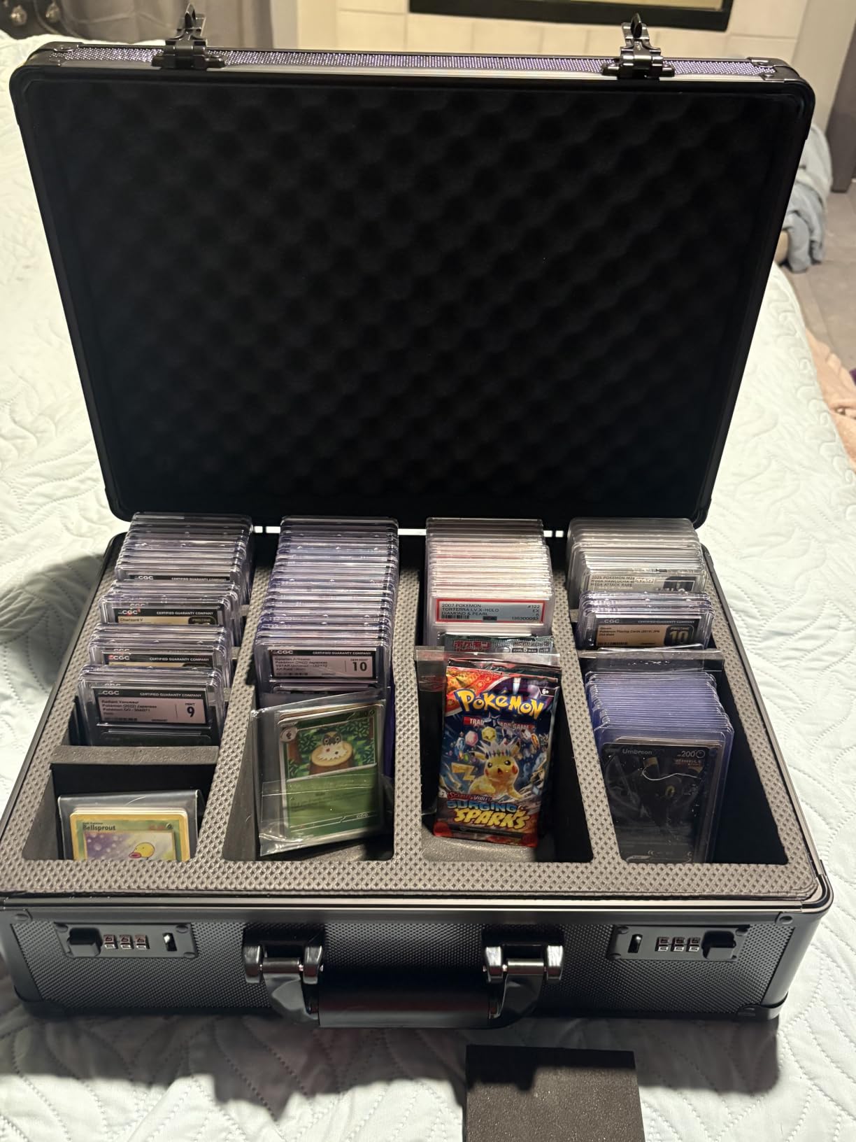 160+ Premium Graded Card Storage Box - PSA Slab Case for Trading Cards, Sports Cards - Baseball, Football, Pokemn, MTG, TCG Card Storage - Top Loader Compatible, Reinforced Aluminum Case with Lock customer photo 2