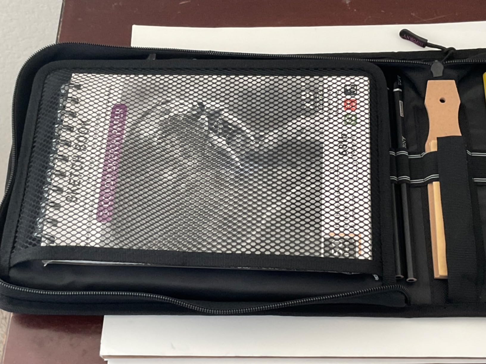 HIFORNY 136 PCS Drawing & Sketching Set,Pro Art Supplies with Graphite,Charcoal,Colored,Watercolor,Metallic Pencils,Blending Tools,Sketchbook,Watercolor Book and Coloring Book in Zipper Case (Black) customer photo 2