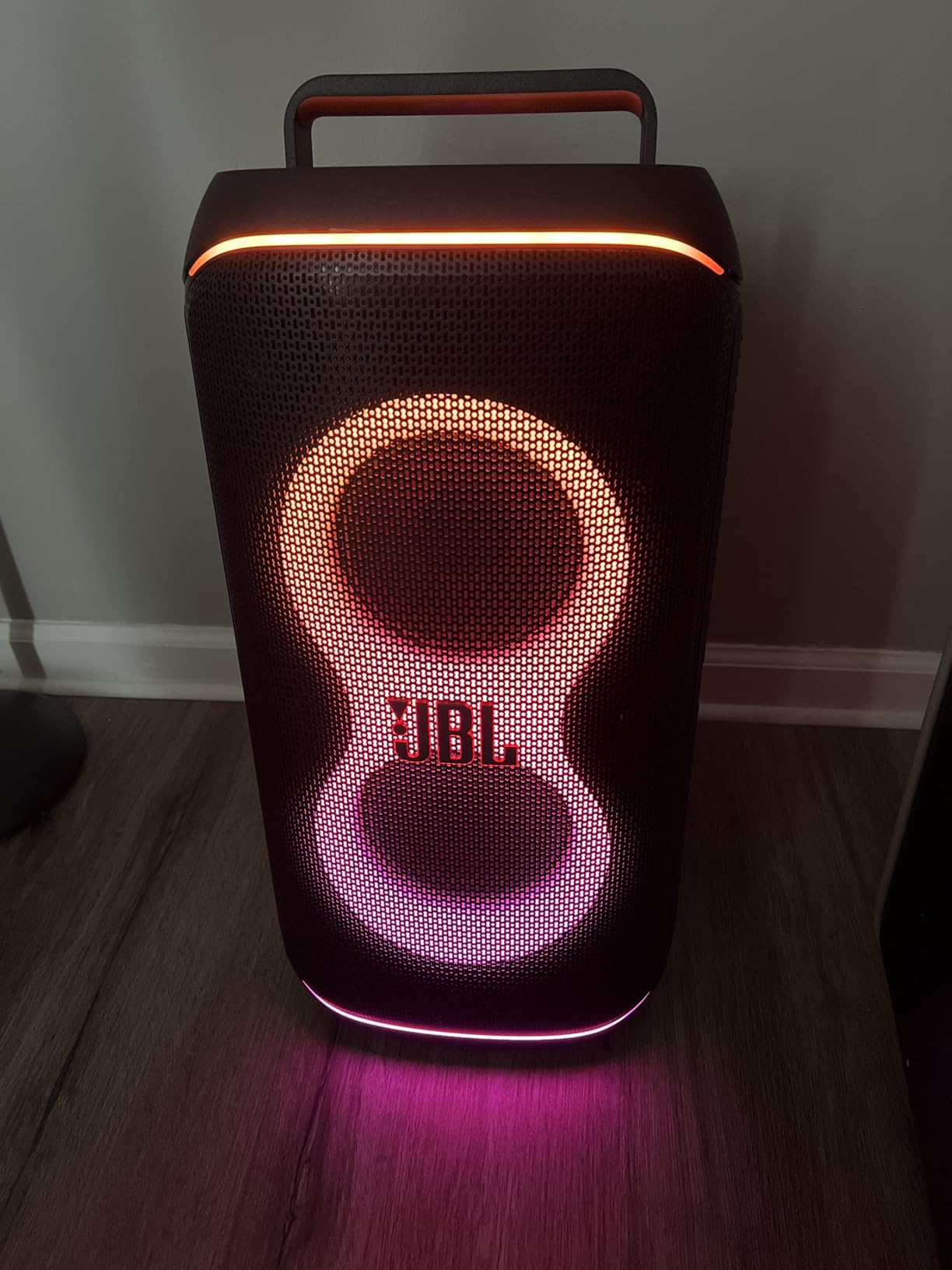 JBL PartyBox Club 120 Portable Party Speaker, Bluetooth, Lights - White customer photo 1