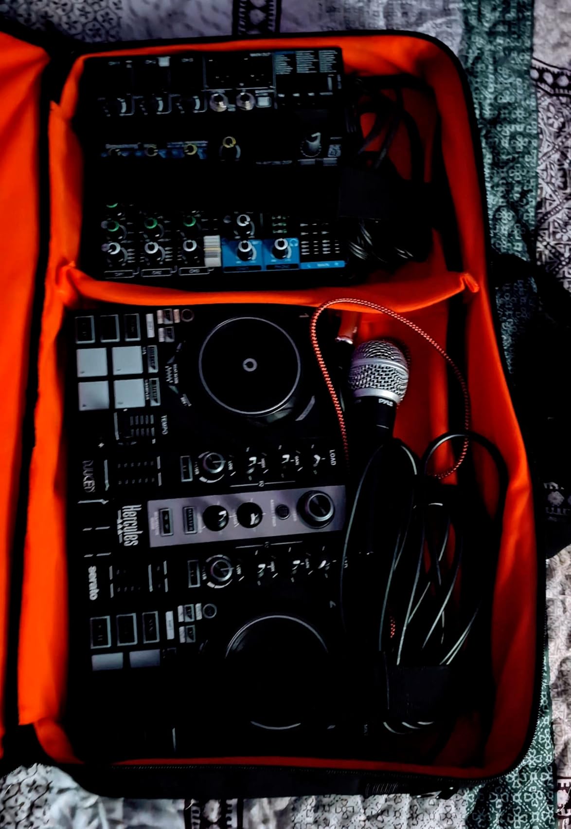 DJ Controller Case Fits for Pioneer DDJ-FLX4/Numark Mixtrack Platinum FX customer photo 1