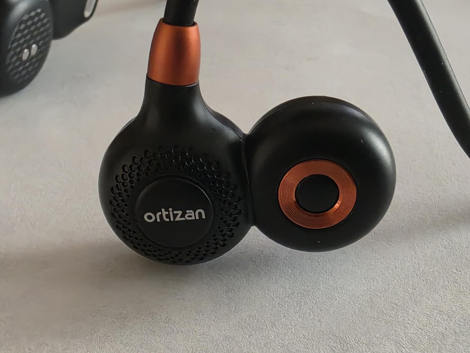 Ortizan Open Ear Headphones, Bluetooth 5.3 Wireless Air Conduction Headphones Sport Earbuds, Premium Sound, IPX6 Waterproof, Clear Call, 19g Lightweight Earphones for Running Cycling Workouts (Black) customer photo 1