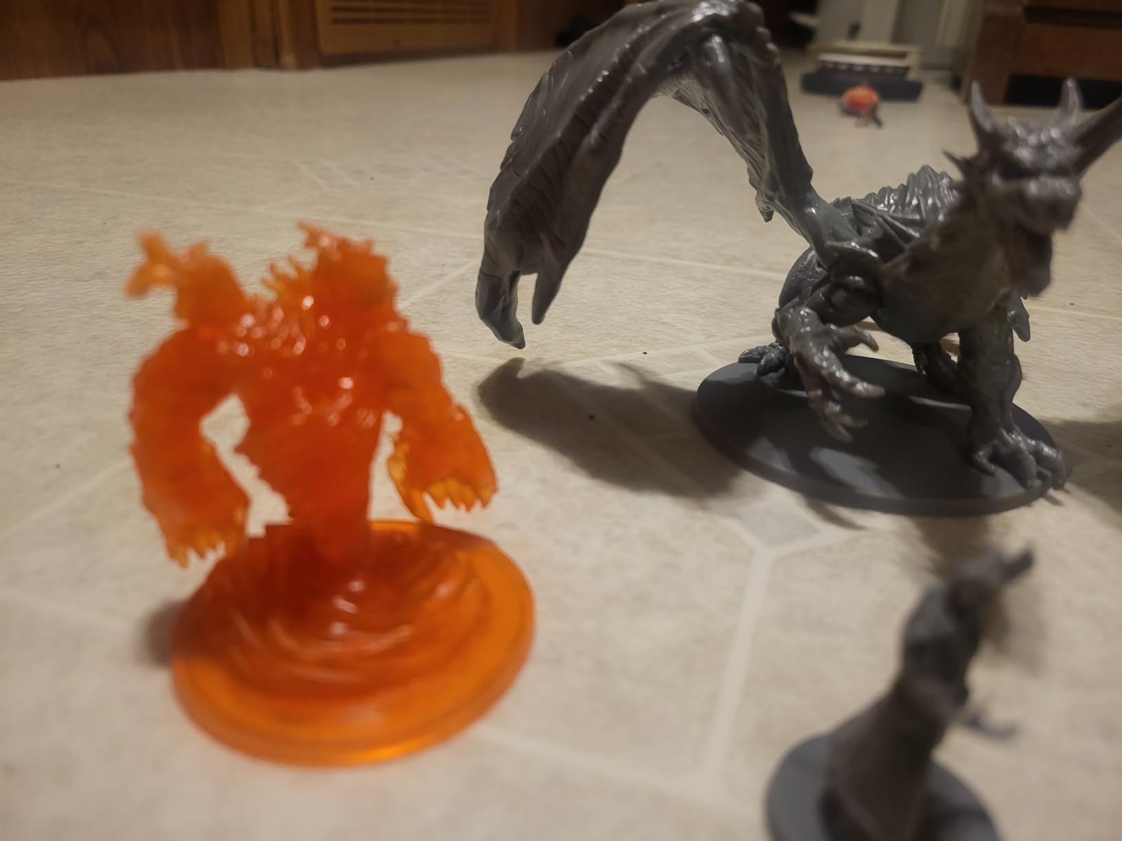 Classic Encounters - 125 Iconic DND Miniatures Bulk Monsters, Unpainted 28mm DND Minis, D&D Miniatures, Dungeons and Dragons Figures Mini Figurines, Fantasy Tabletop D&D Accessories Assembled customer photo 1