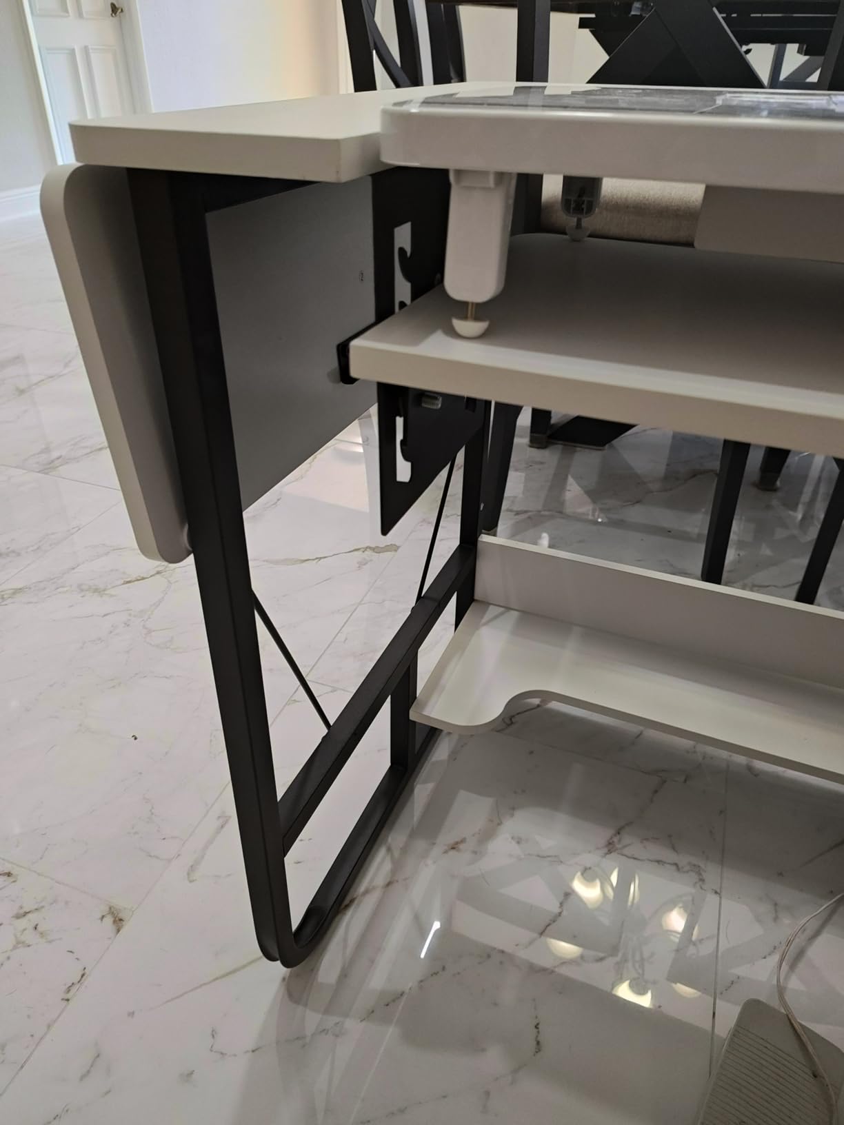 Vividwood Foldable Sewing Machine Table, Multipurpose Sewing Table with Adjustable Platform, Storage Shelf and 2 Cloth Drawers (Warm White) customer photo 2