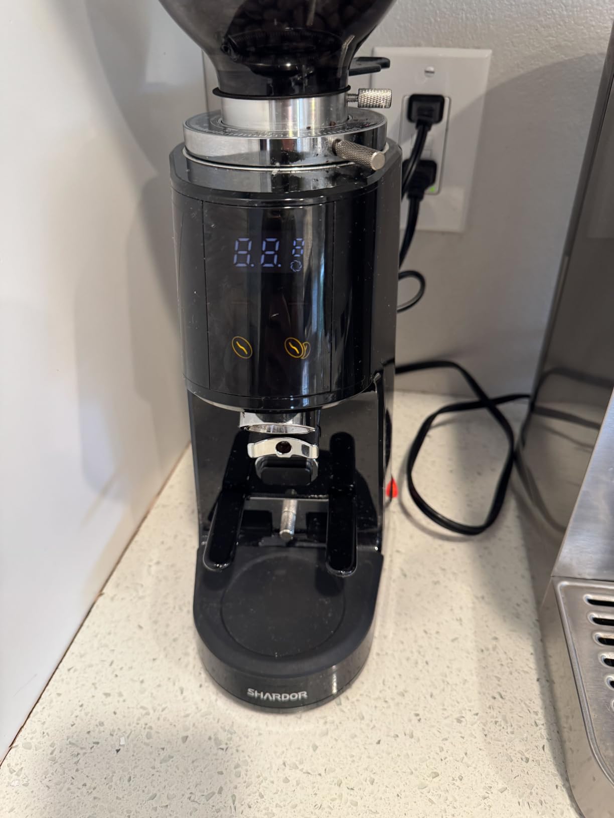 SHARDOR 64mm Flat Burr Coffee Grinder, 100 Settings, Anti-Static, Black customer photo 1