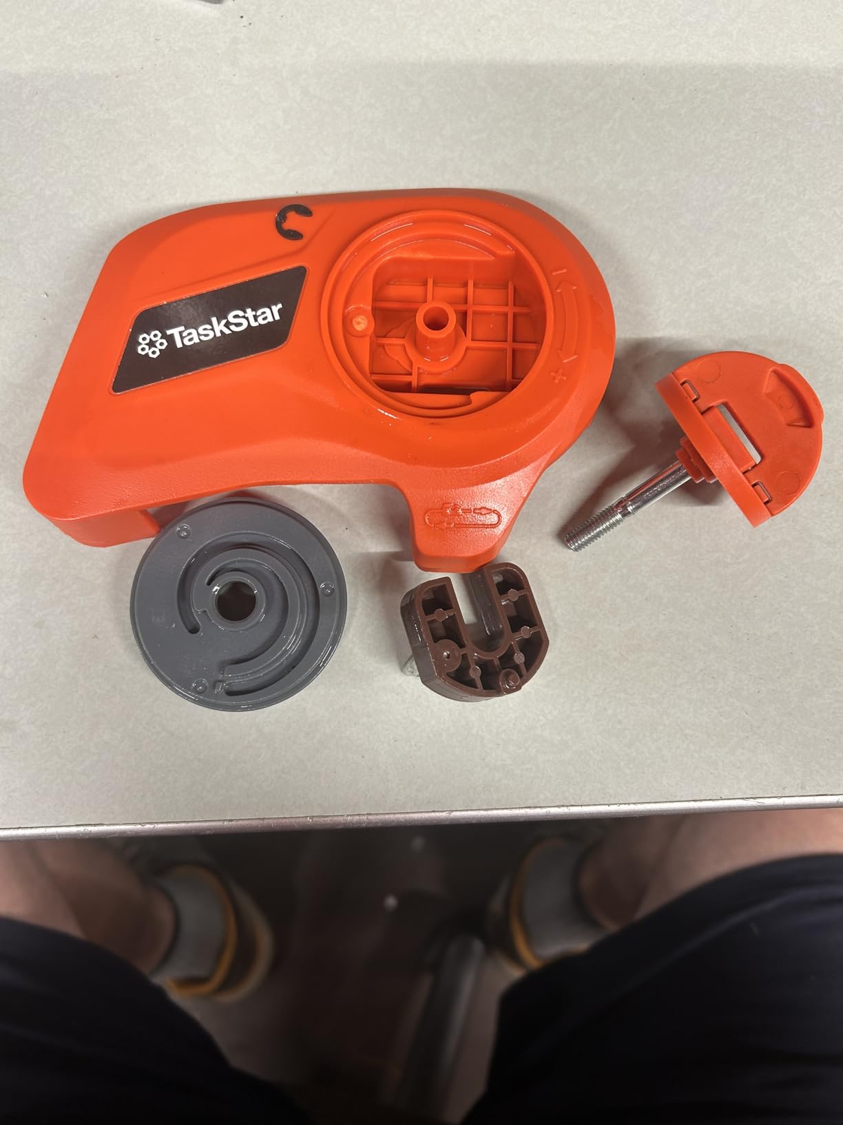 TaskStar 2-in-1 Pole Saw for Tree Trimming, 8-Inch Cordless Brushless Chainsaw with Adjustable Extension Pole, 2×4.0Ah Rechargeable Batteries & Charger, Auto Oiling, 15 Ft Max Reach customer photo 1