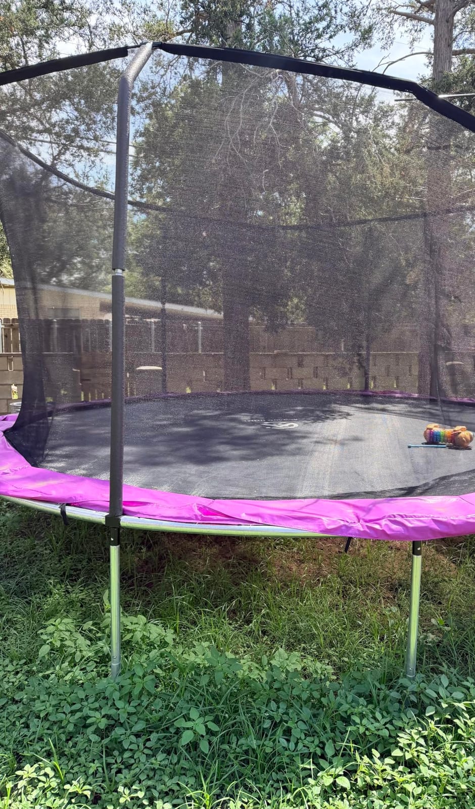 8FT 10FT 12FT 14FT Outdoor Trampoline with Basketball Hoop and LED Lights, ASTM Approved Recreational Trampolines for Kids and Adults with Net and Ladder customer photo 2